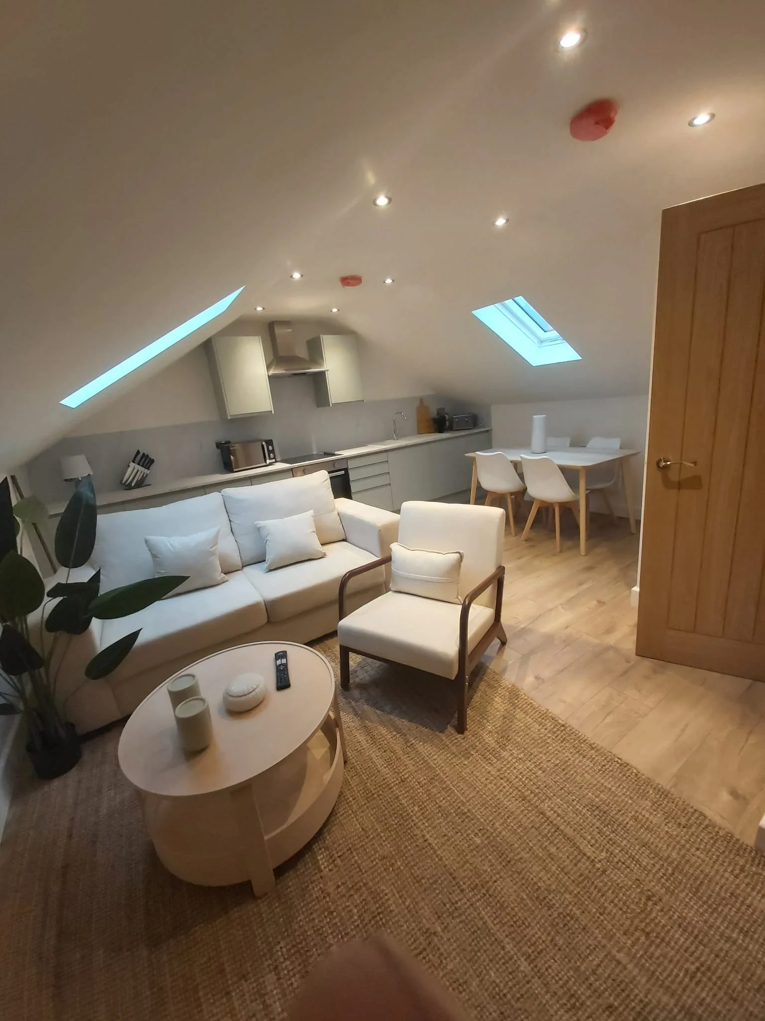 VKSB-South_Street-2024-04-28 at 16.10.14 (2).jpeg