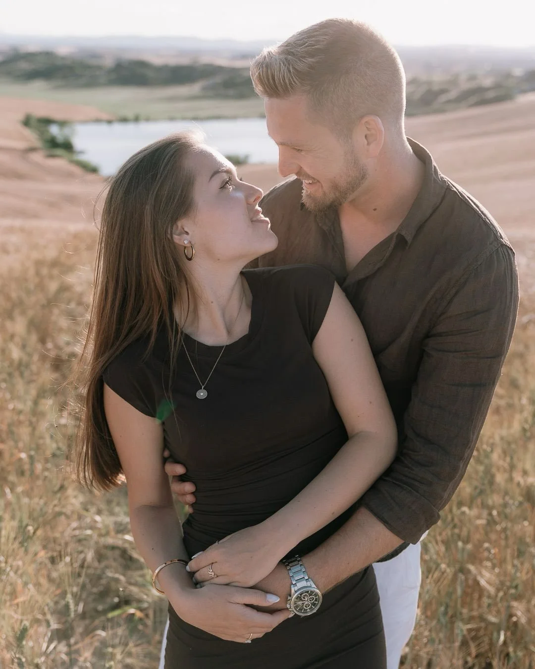 Couple Photo Shoot in the Siena Hills, Tuscany, R+T.

If you&rsquo;re looking for the perfect location for a couple&rsquo;s photo shoot in Tuscany, the Siena hills offer a breathtaking panorama unlike any other in the world.

During this photo shoot,