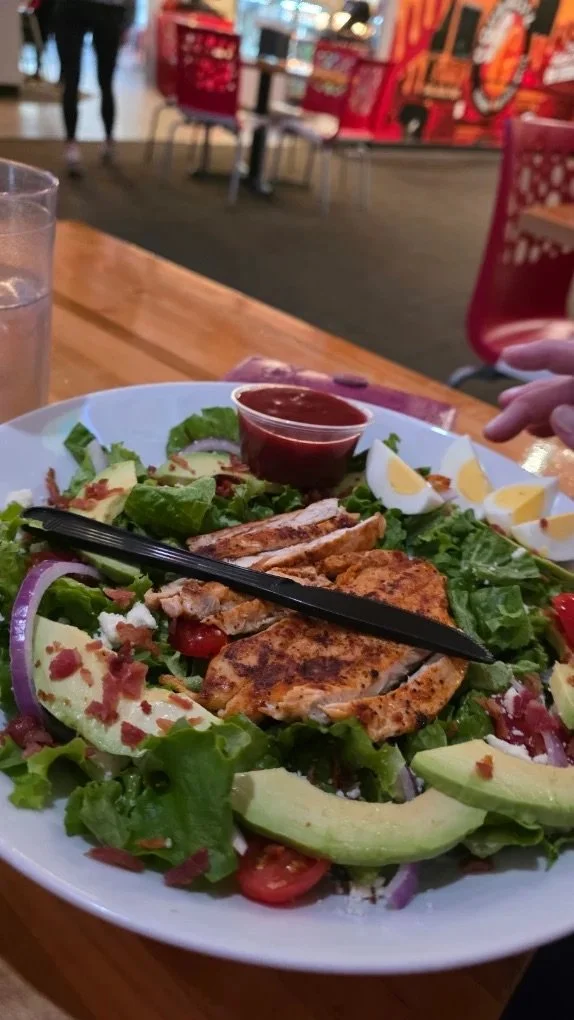 Yes, we do salads too (and they&rsquo;re stacked).
Grilled chicken, avocado, bacon, egg, feta&hellip; all the good stuff.
Light but still Gourmeltz-level satisfying.