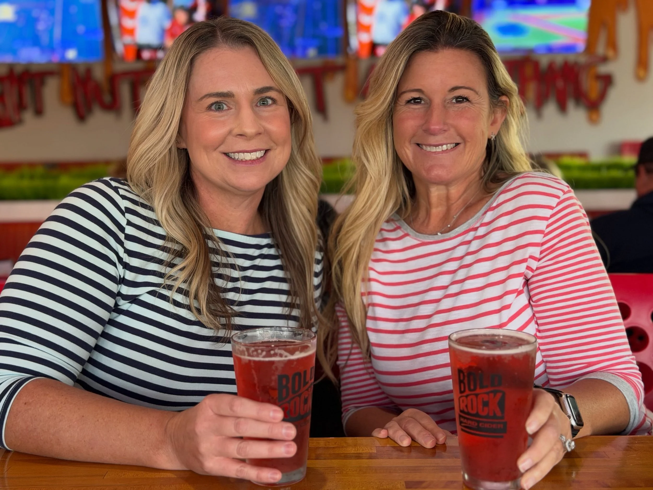 Friday called. It said meet me at Gourmeltz.🍻😉

Good drinks, great company, plenty of food, and the whole weekend ahead of you. Whether you&rsquo;re catching up with your bestie or kicking things off with the whole crew, we&rsquo;ve got your seat w