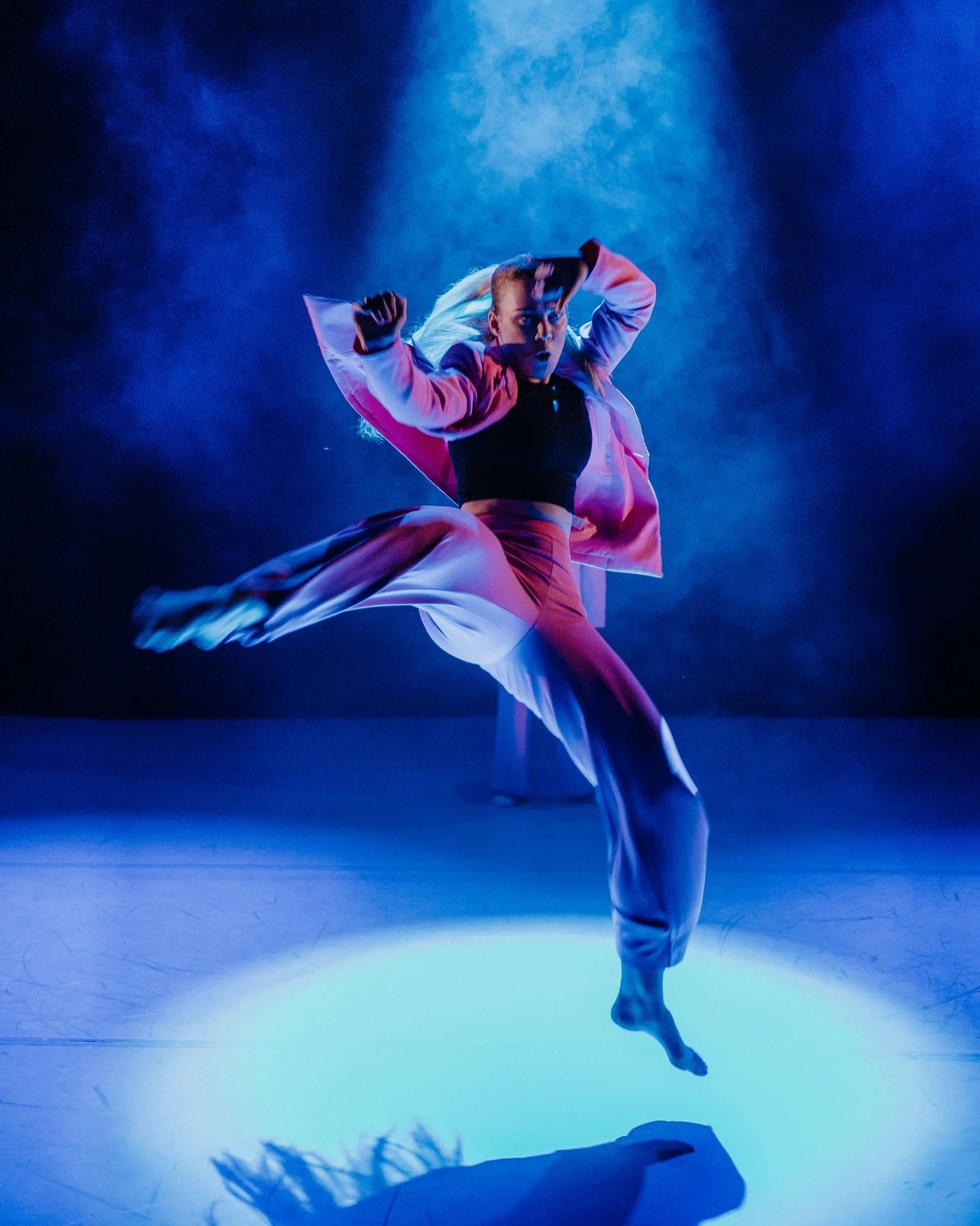 A few of my favourite snaps from @dillon_dance &lsquo;s summer show, and what a show it was! 🧡 An amazing show by the talented Shaun Dillon and his dedicated and hard working youth company + collaborating artists!

&bull;
&bull;
&bull;

#dancephoto 