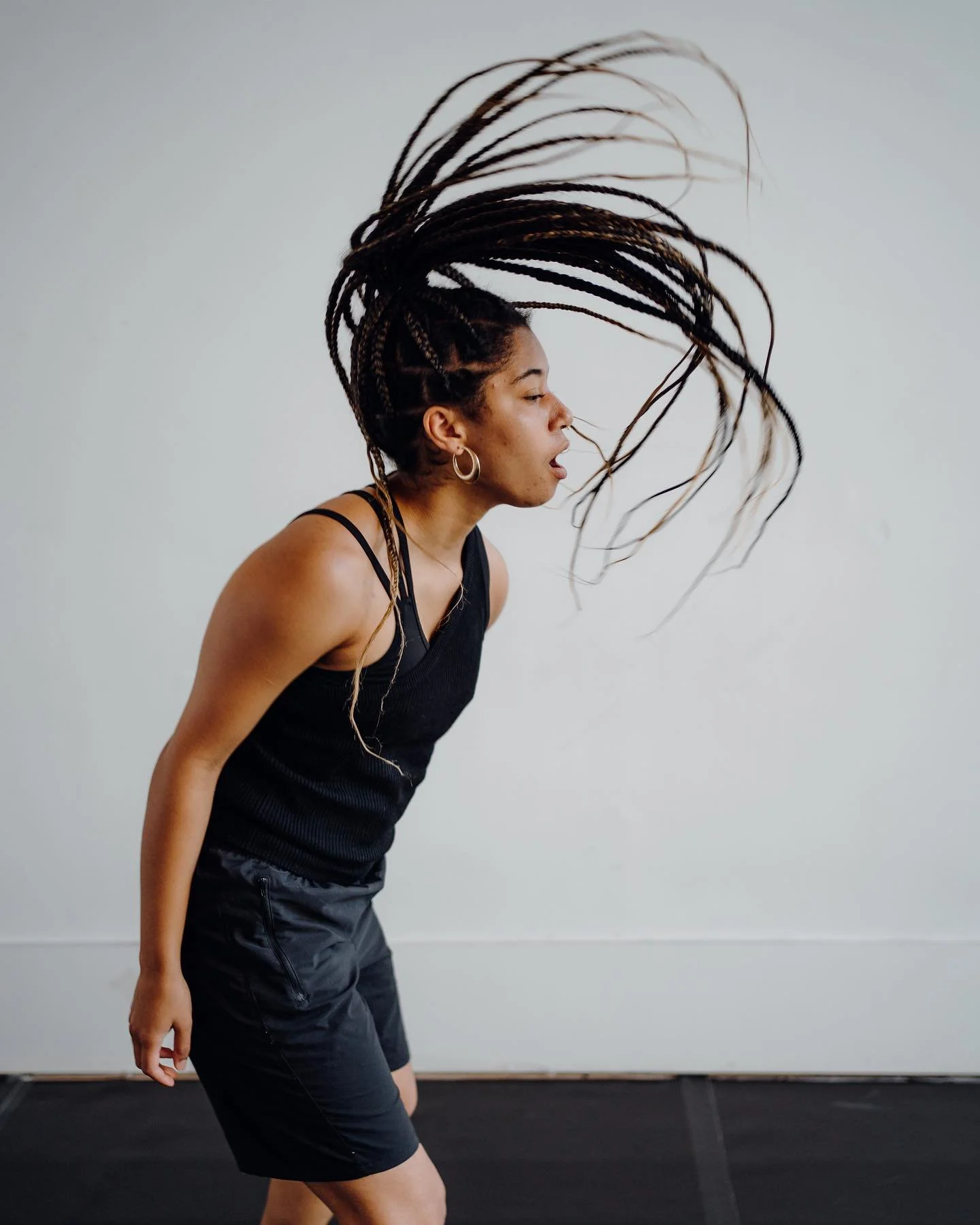 I have been capturing some wonderful R&amp;D times in the studio this year, one of these being with @xan_dye and their super team whilst working on their show STIMMING. Here are some of their rehearsal photos. The space they were in was lovely and ca