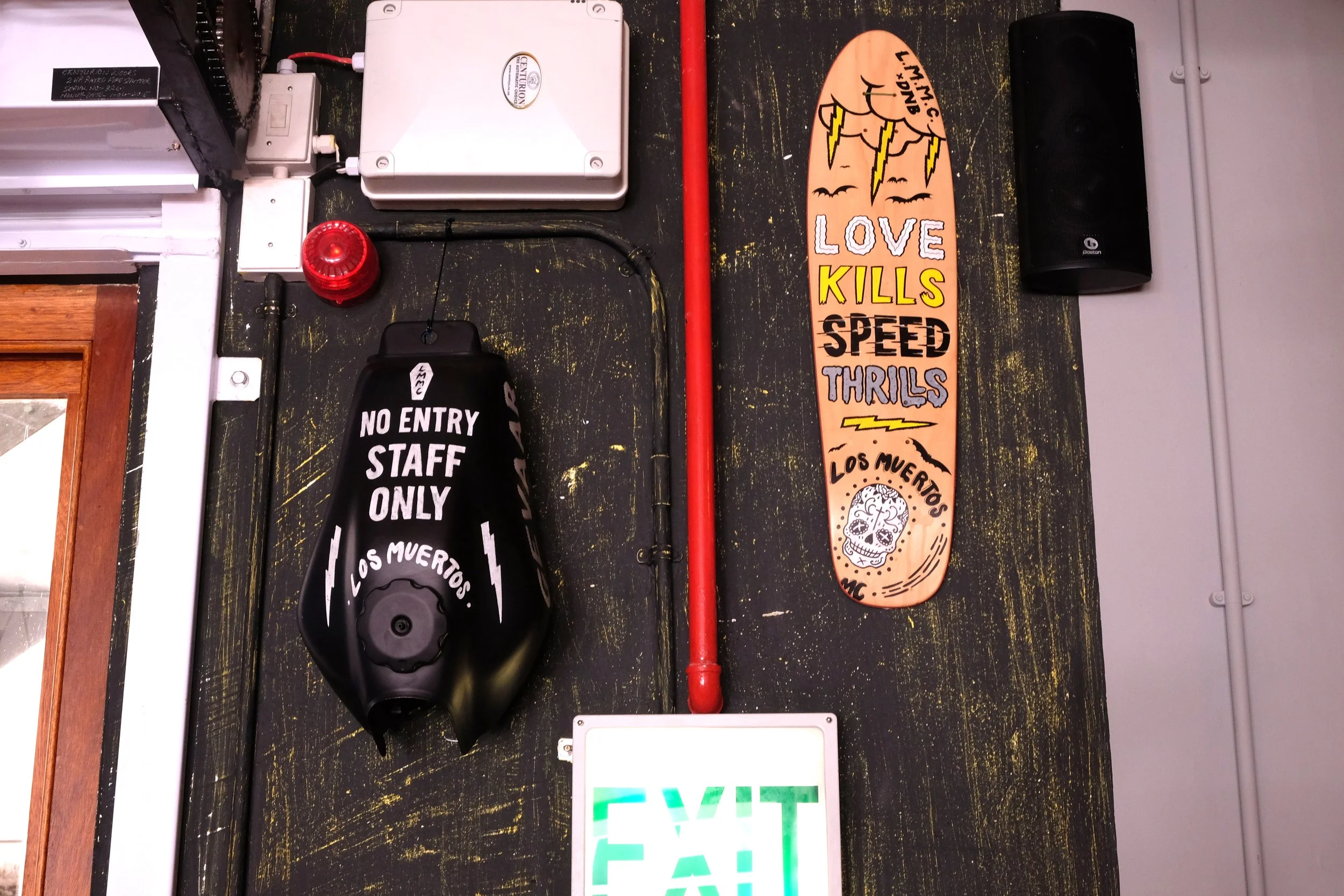 Signwriting International - Murals & Hand-Painted Signage. 