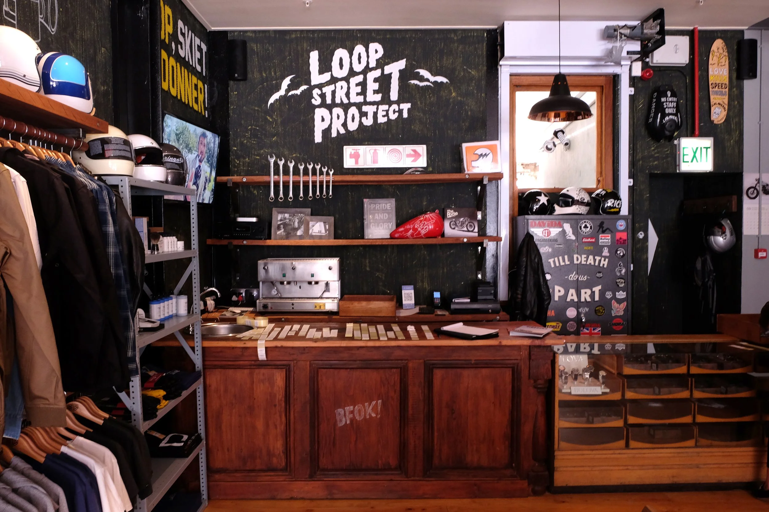 Signwriting International - Murals & Hand-Painted Signage. 