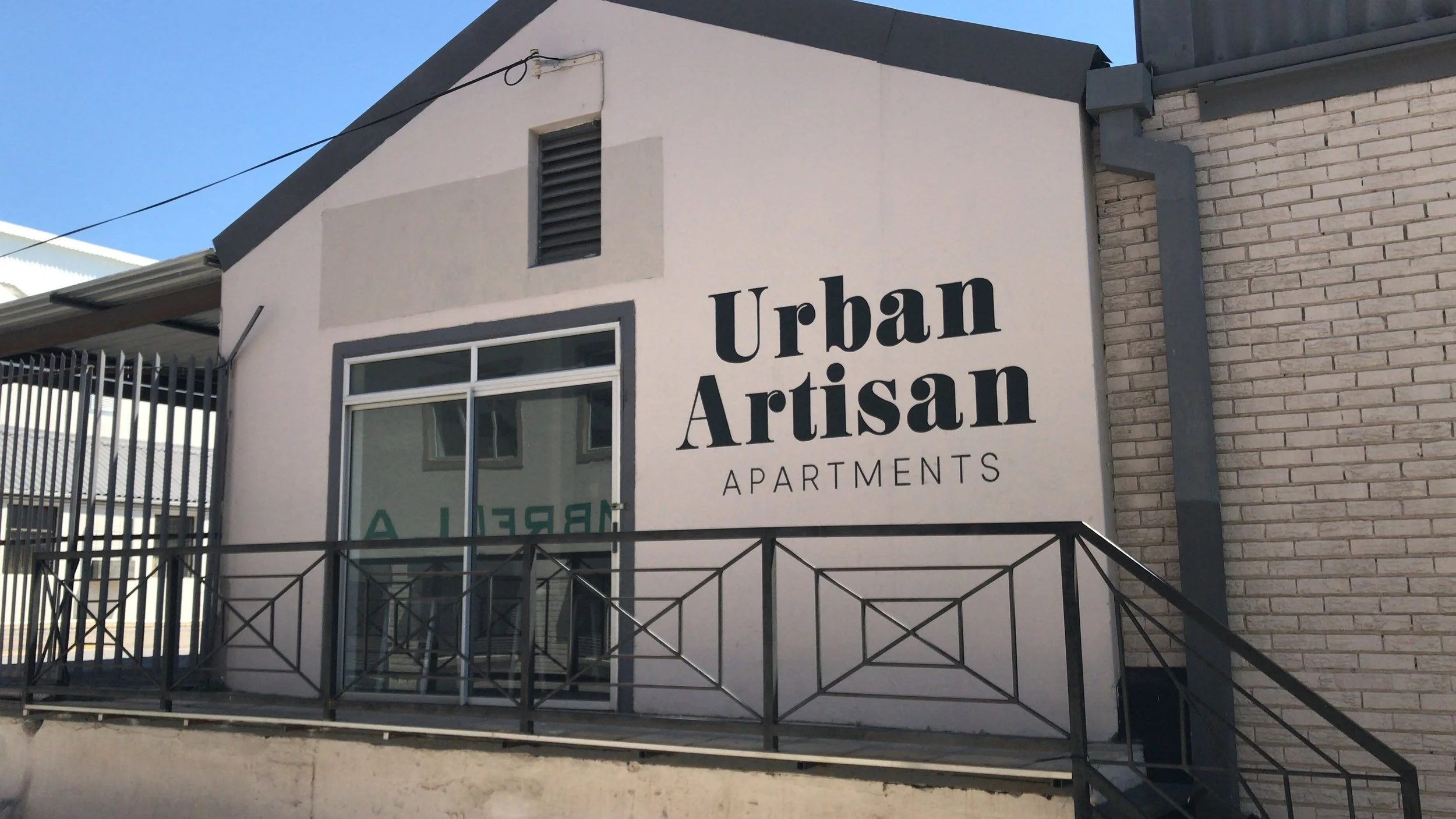 Signwriting International - Murals & Hand-Painted Signage. 