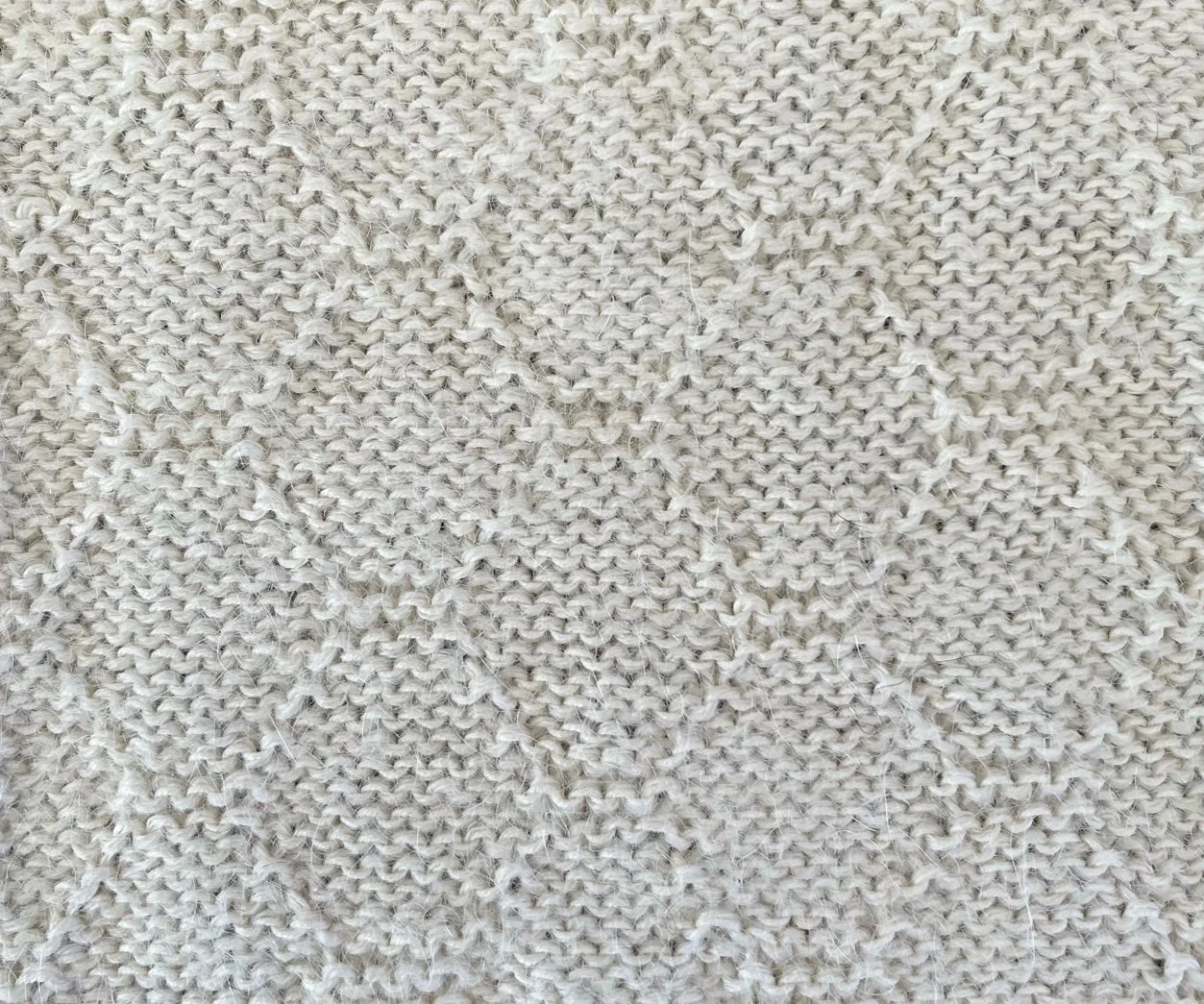 12 sts x 16 rows KPT Tilework (I-A-12-b-(3)) WS.jpg