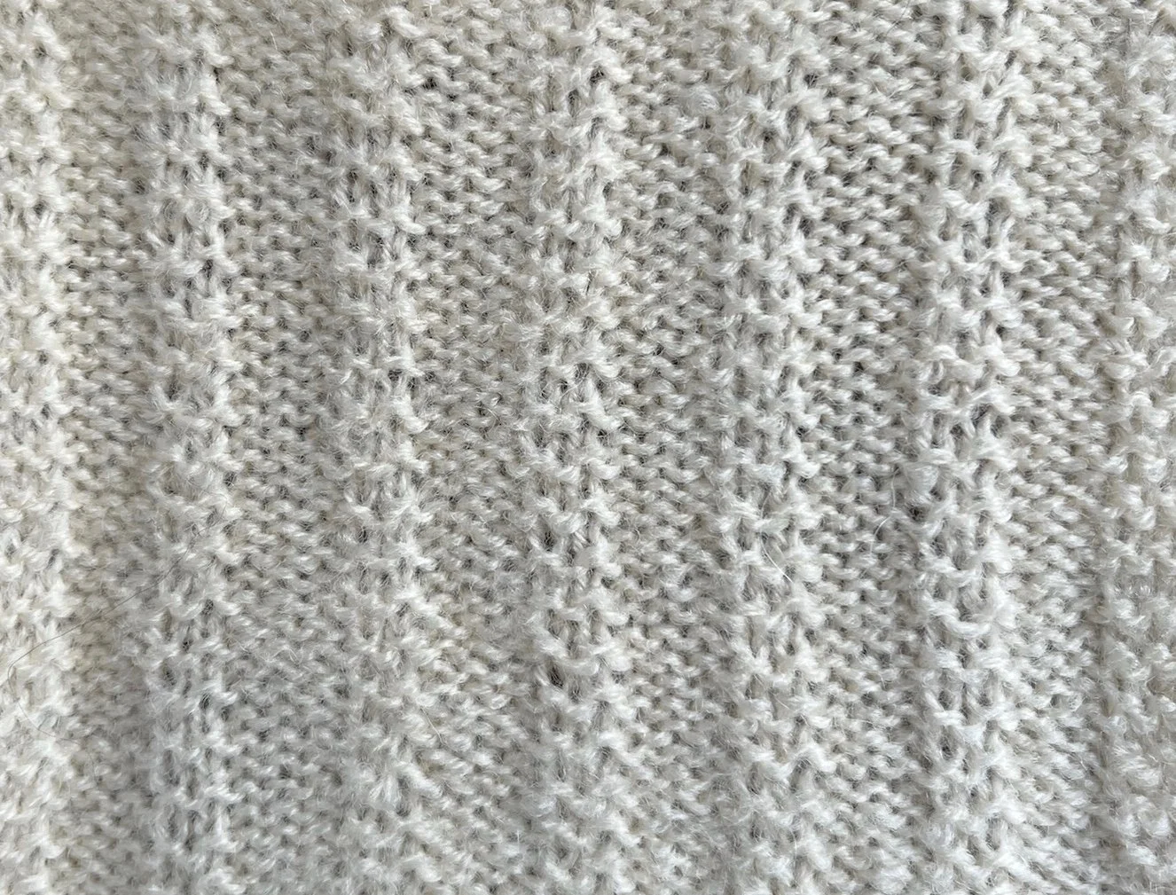 5 sts x 2 rows KPT Broken Garter Rib (No. I-A-4-b-(8)) — Museum of Knitting