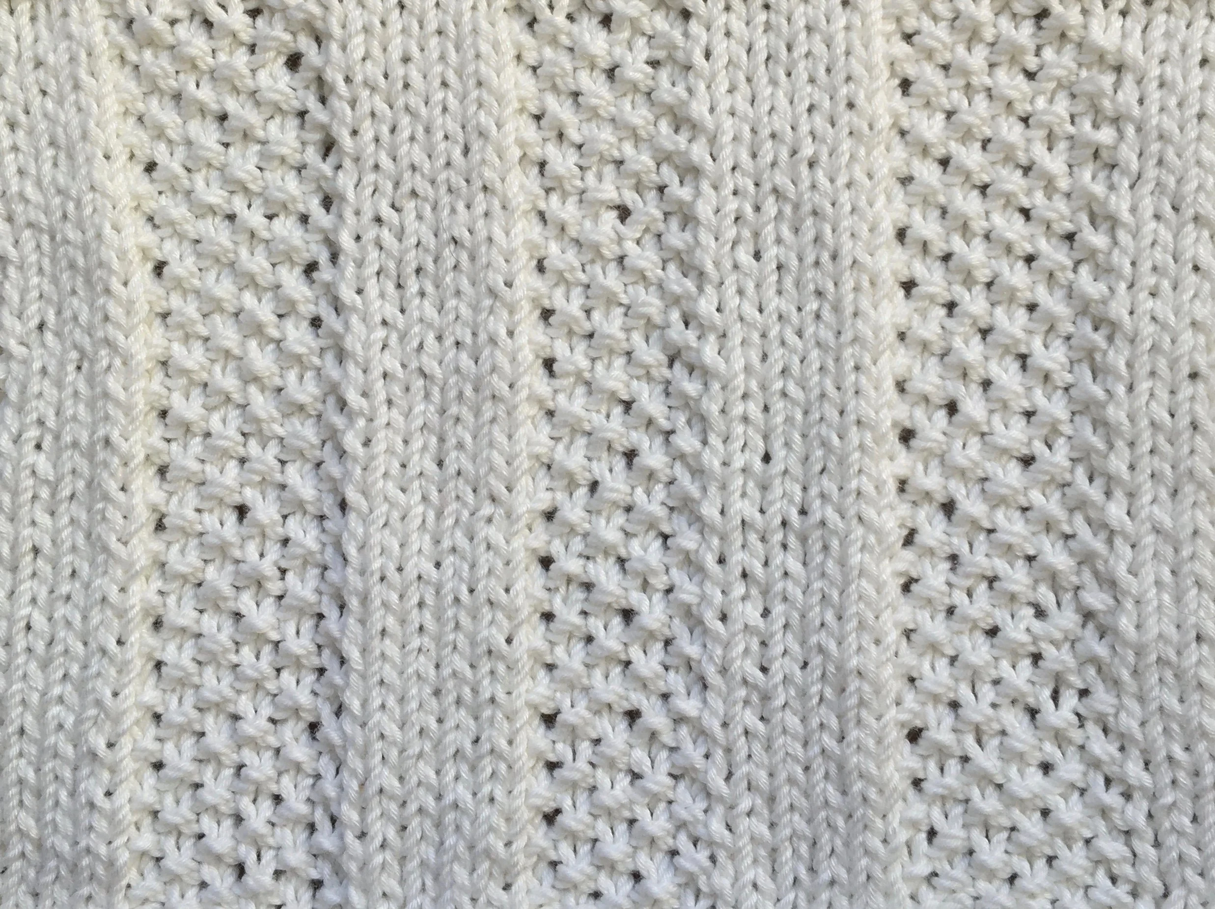 11 sts x 2 rows KP TEXTURE Rayures piquées RS I-A-10-a-(6).jpg