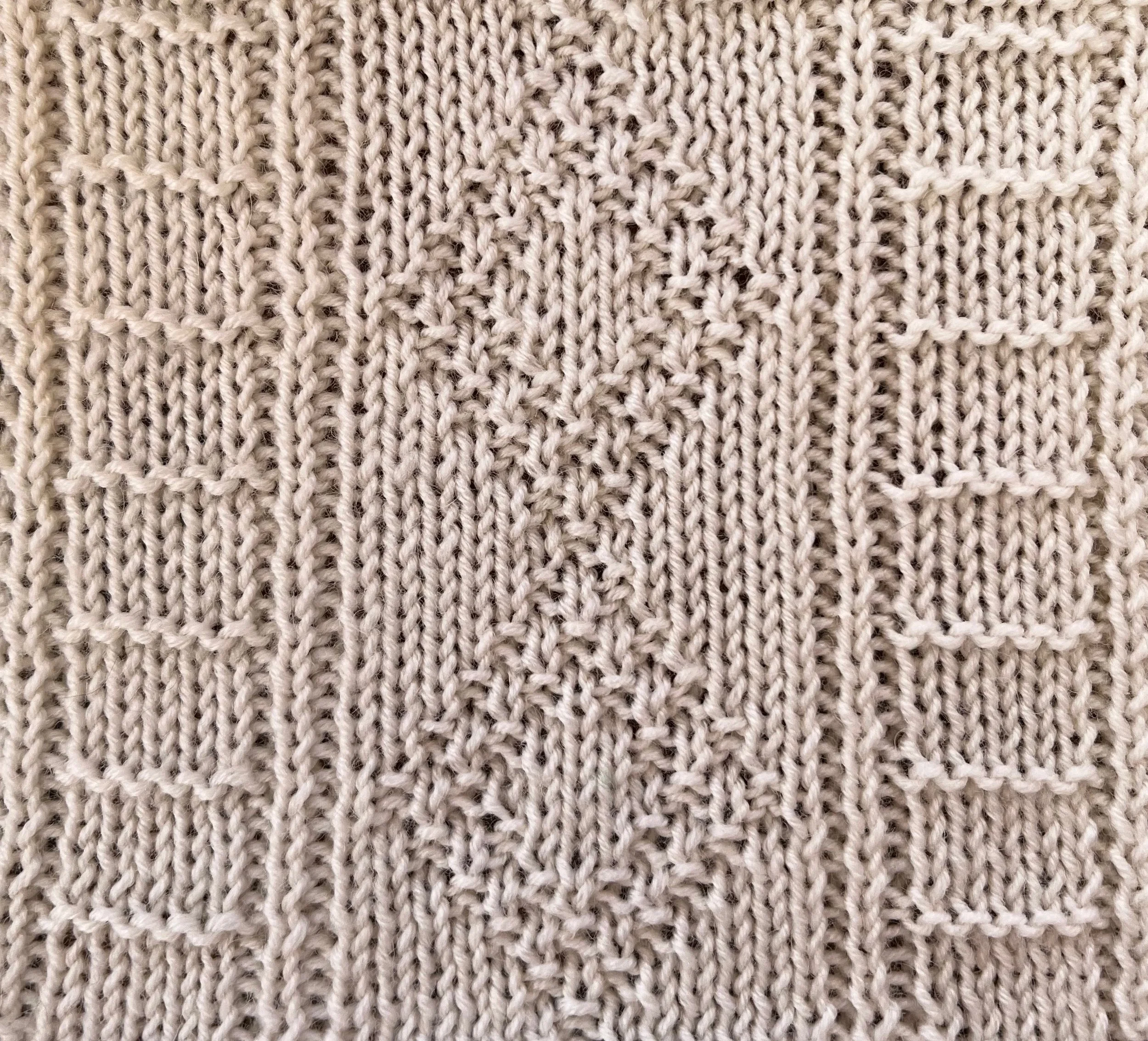 13 sts x 20 rows KPT Diamond Stripe Panel RS I-A-10-a-(10).jpg