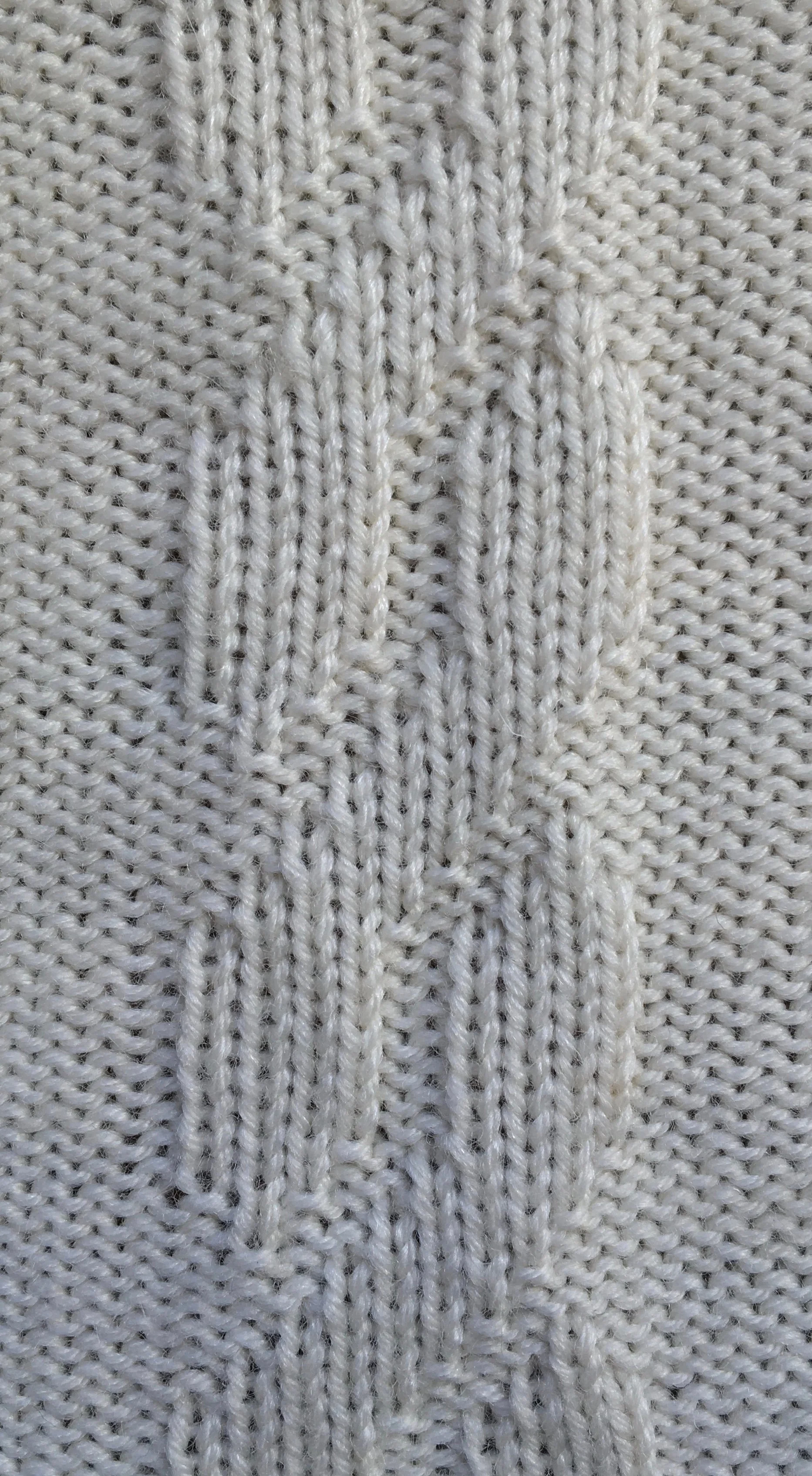 10 sts x 18 rows KP TEXTURE Spiral Brocade RS.jpg