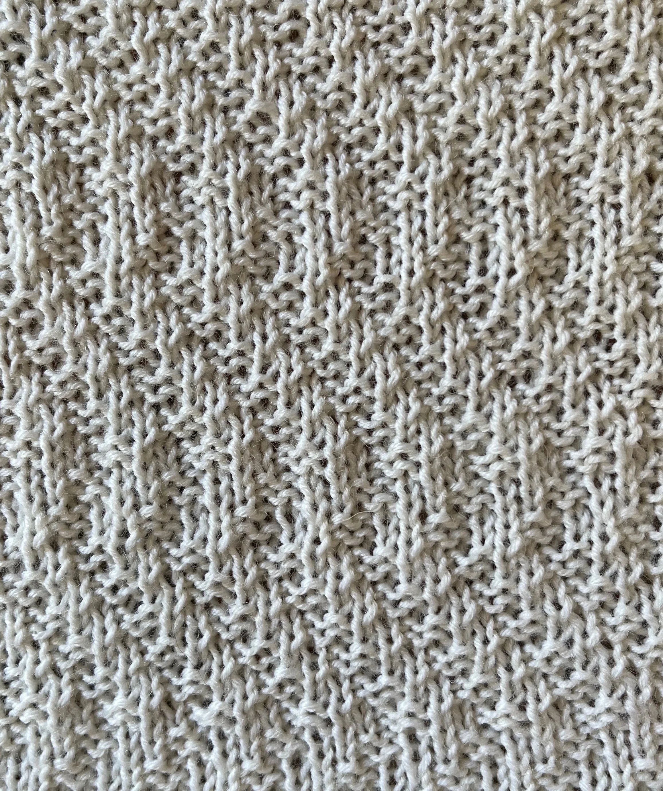 4 sts x 16 rows KPT Ripple Rib Stitch WS.jpg