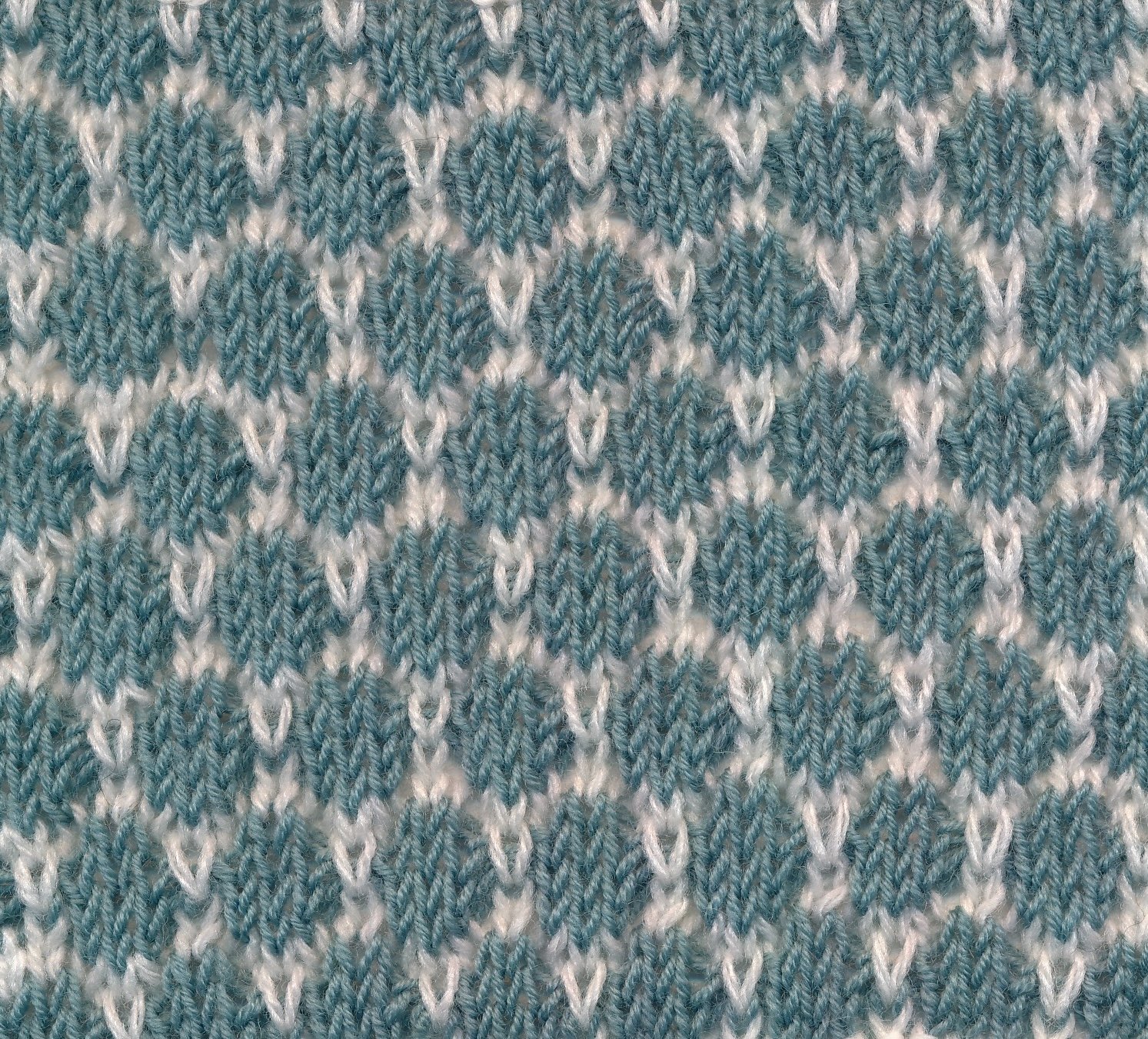 4 sts x 12 rows KRB CLUSTERING Spots (I-B-2-(3)) RS.jpg