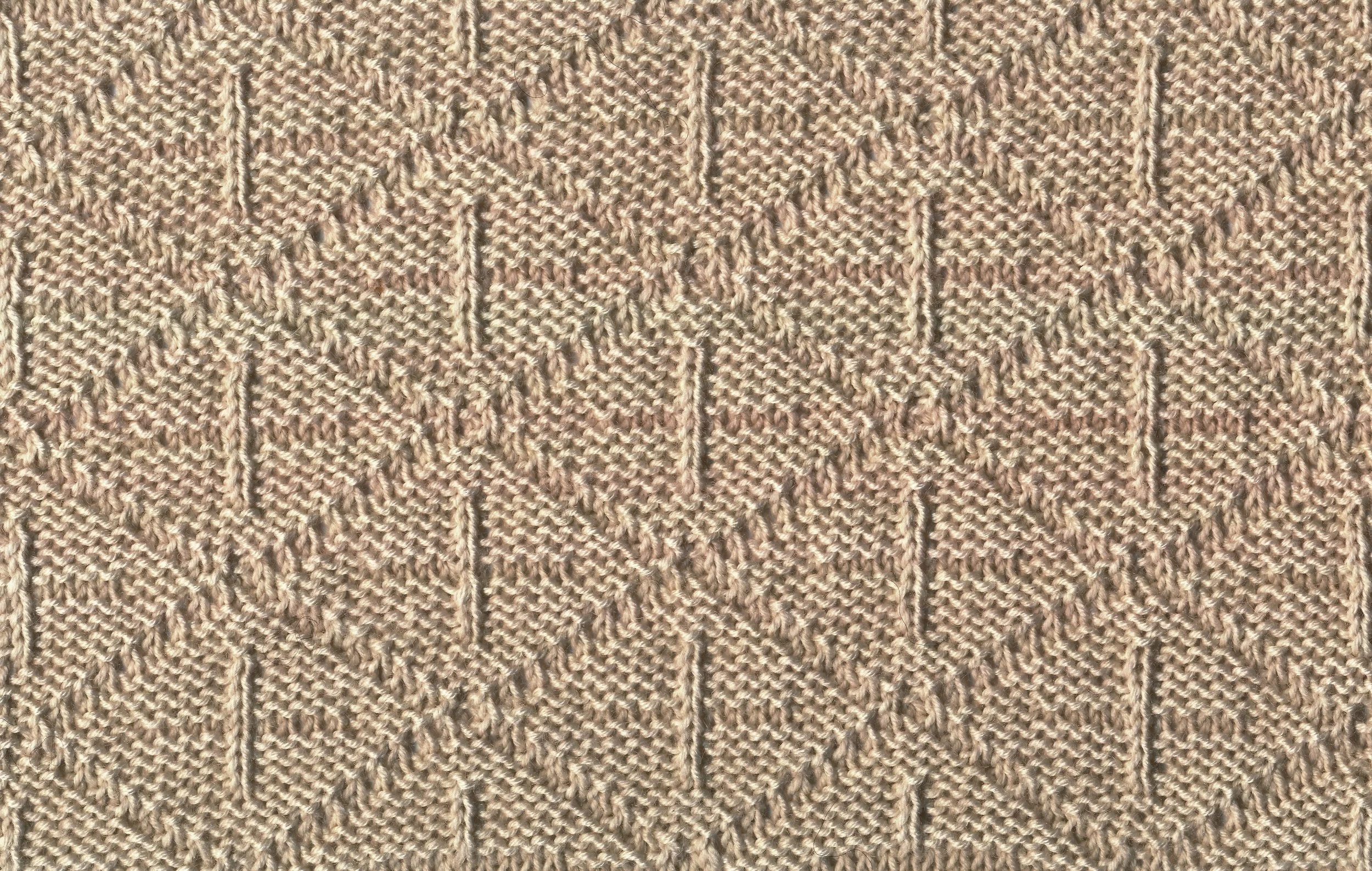 20 sts x 18 rows KPT Cross Brocade (I-A-12-d-(9)) WS.jpg