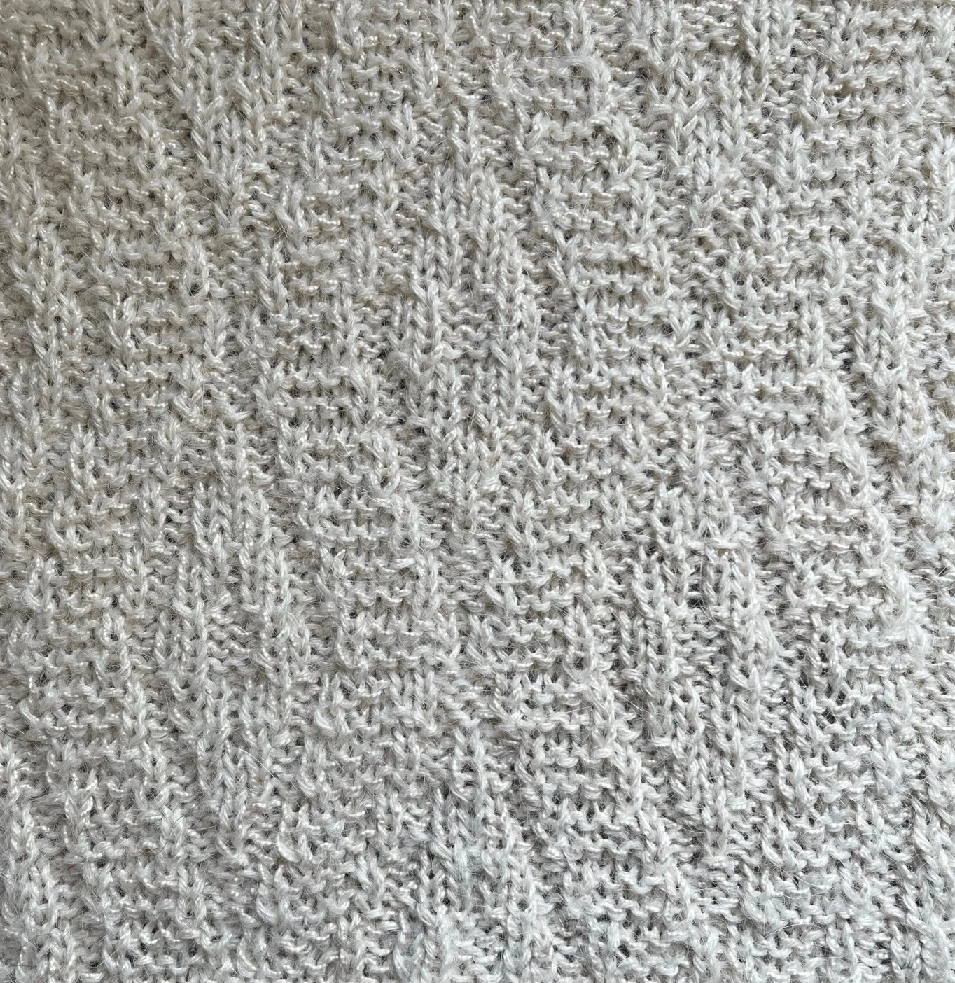 22 sts x 40 rows KPT Repeating Diamonds (I-A-12-d-(12)) WS.jpg