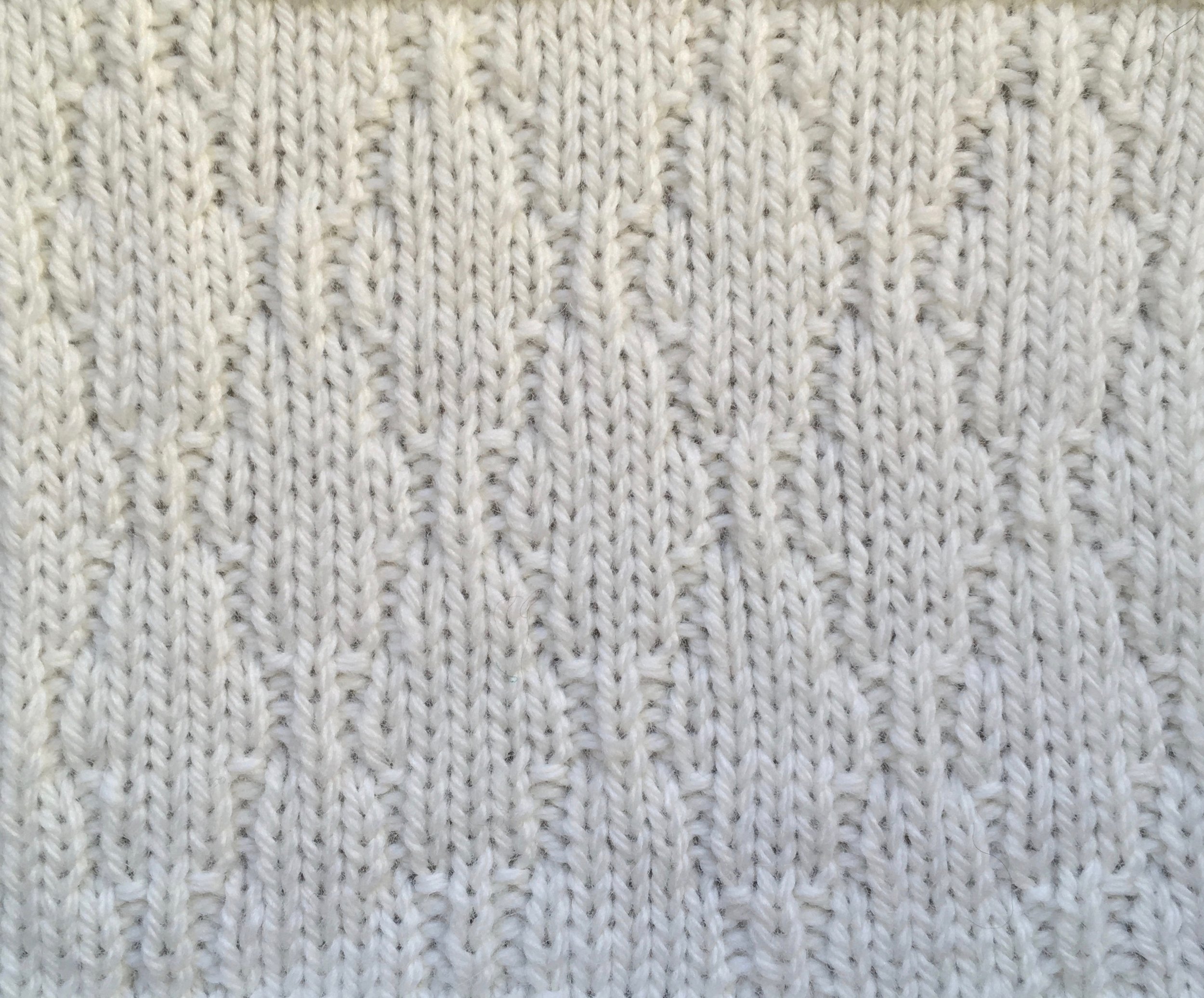 8 sts x 16 rows KPT Latticework (I-A-12-a-(7)) WS.jpg