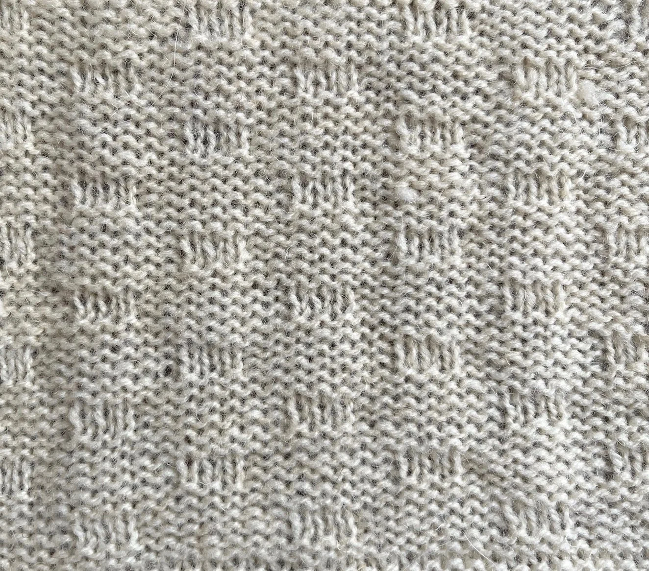 10 sts x 8 rows KPT Spaced Checks (I-A-13-a-(11)) WS.jpg