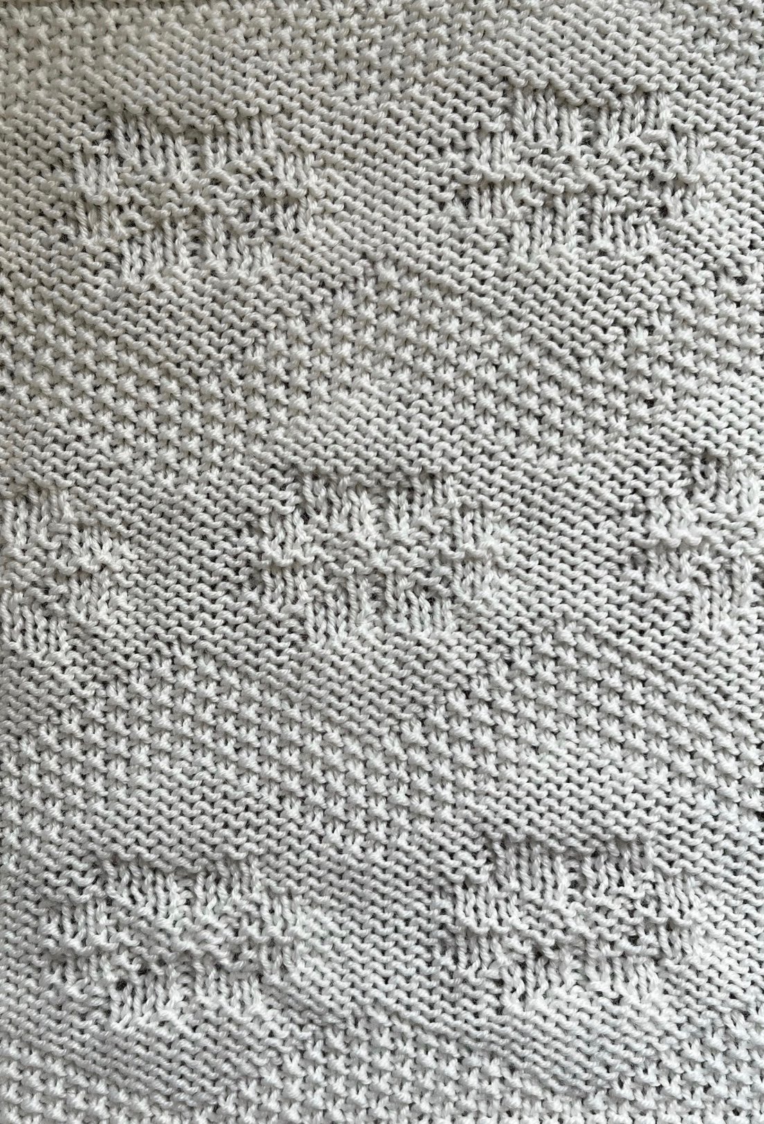 18 sts x 58 sts KPT Alpenblümchen Brocade (I-A-15-i-(4)) WS.jpg