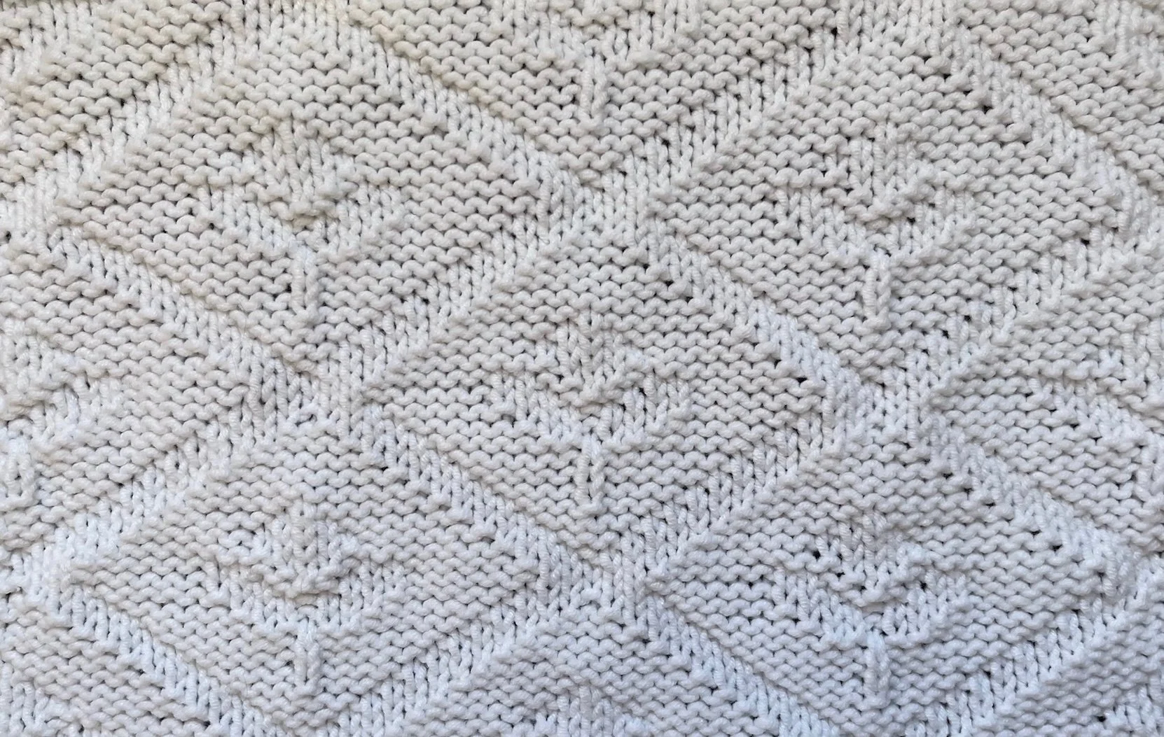 26 sts x 24 rows KPT Orchard Brocade (I-A-12-d-(13)) WS.jpg