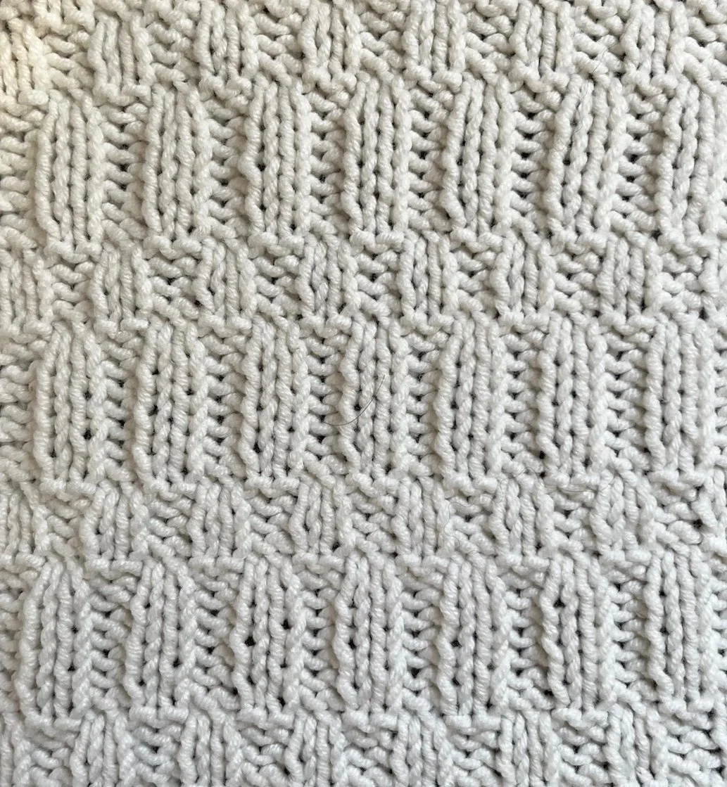 4 sts x 12 rows TWISTED Elongated Chequers WS.jpg