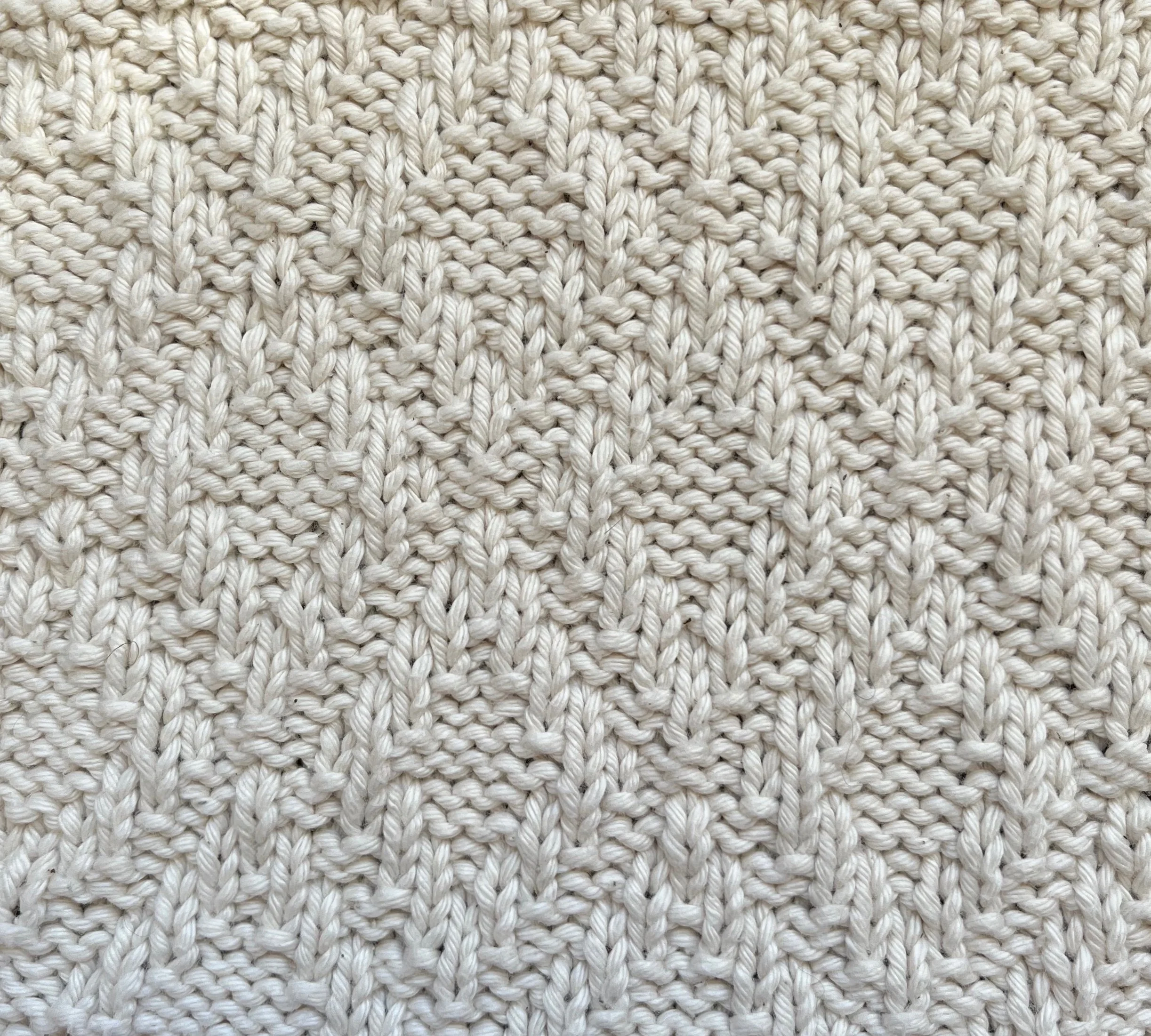 12 sts x 20 rows KPT Damas Brocade (I-A-13-b-4-(10)) RS.jpg