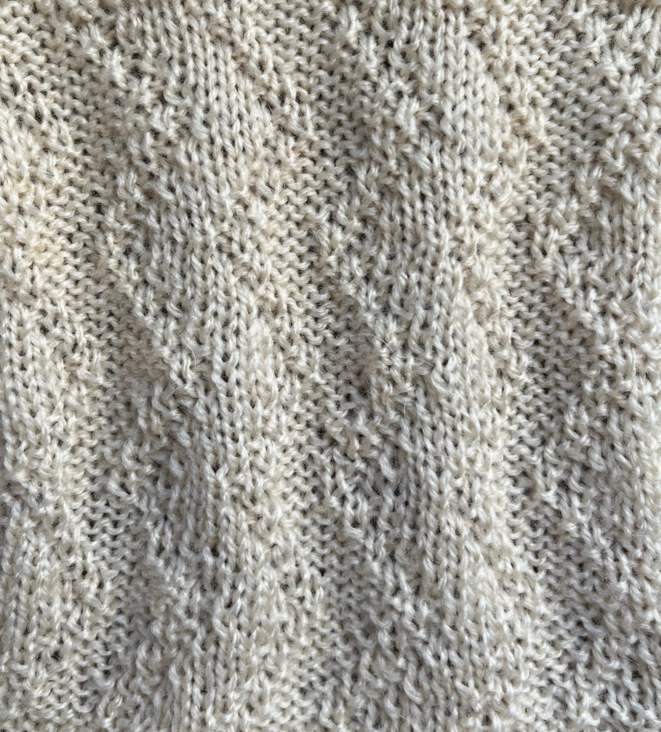 12 sts x 16 rows KPT Zigs and Zags (I-A-11-f-2-(14))