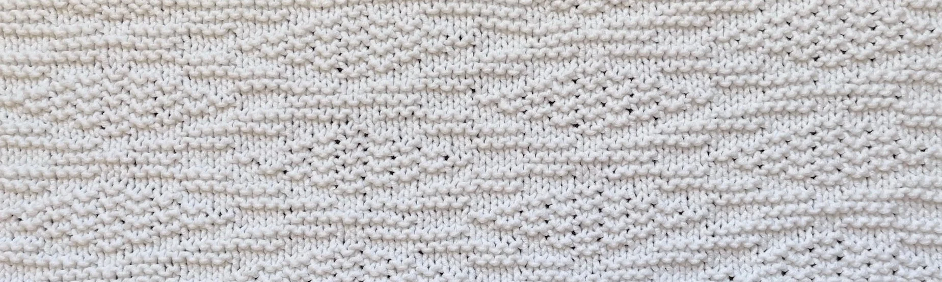 36 sts x 18 rows KPT Moss and Garter Diamond Brocade (I-A-13-b-4-(17)) RS.jpg