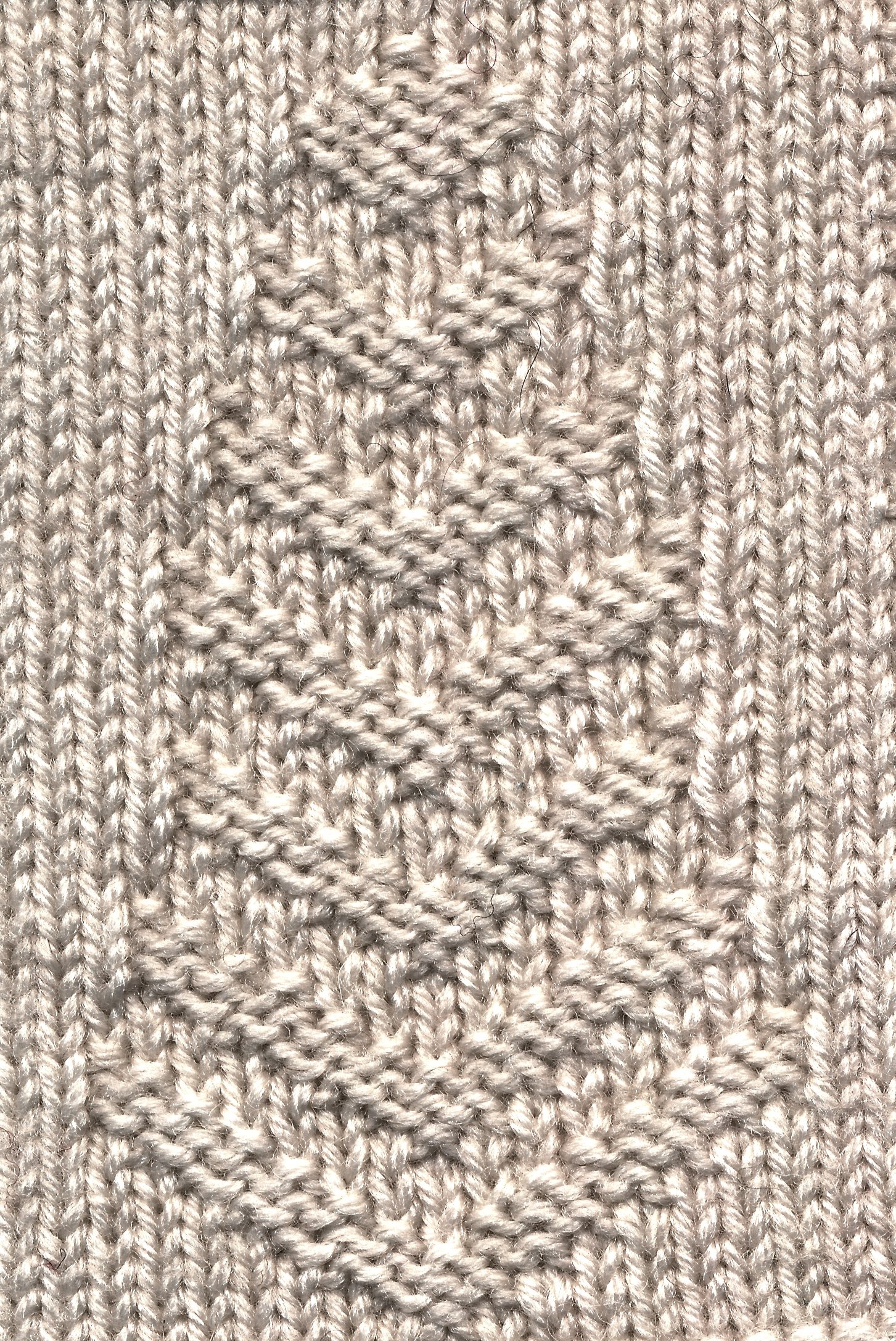 15 sts x 38 rows KPT Bavarian Pines (I-A-15-g-(3)) RS.jpg