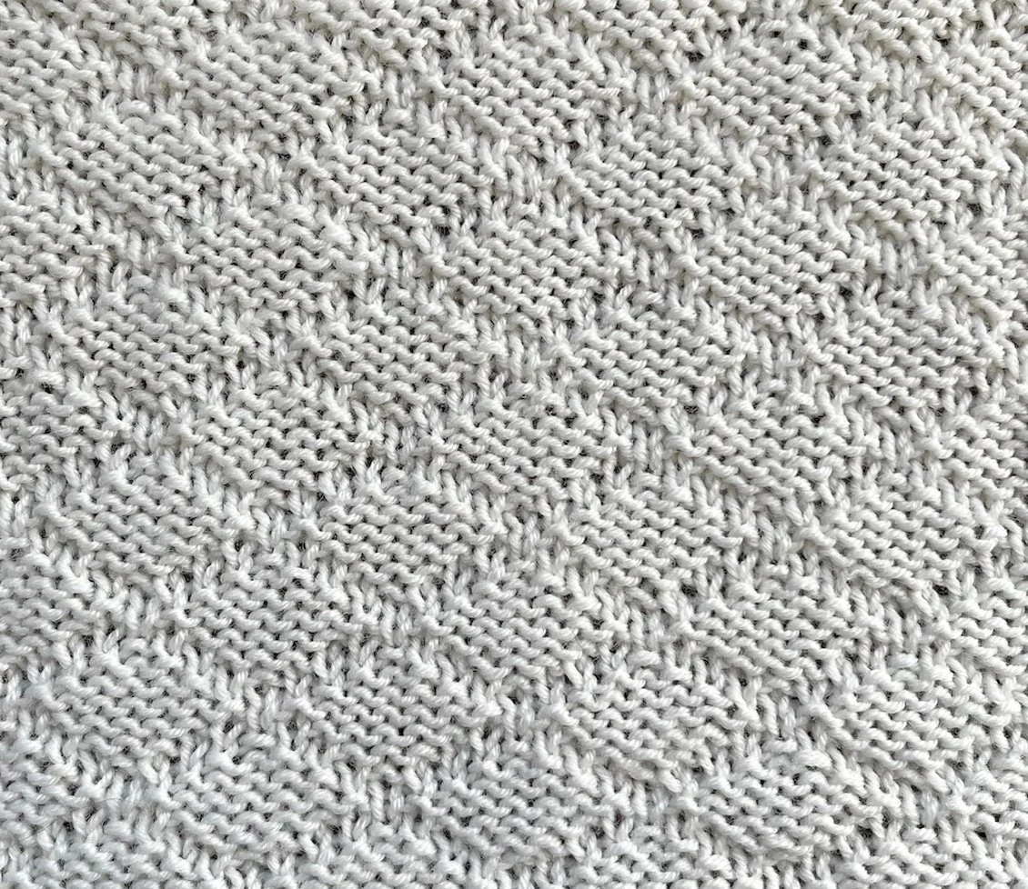 8 sts x 10 rows KPT Diamond Pattern (I-A-12-a-(5)) WS.jpg