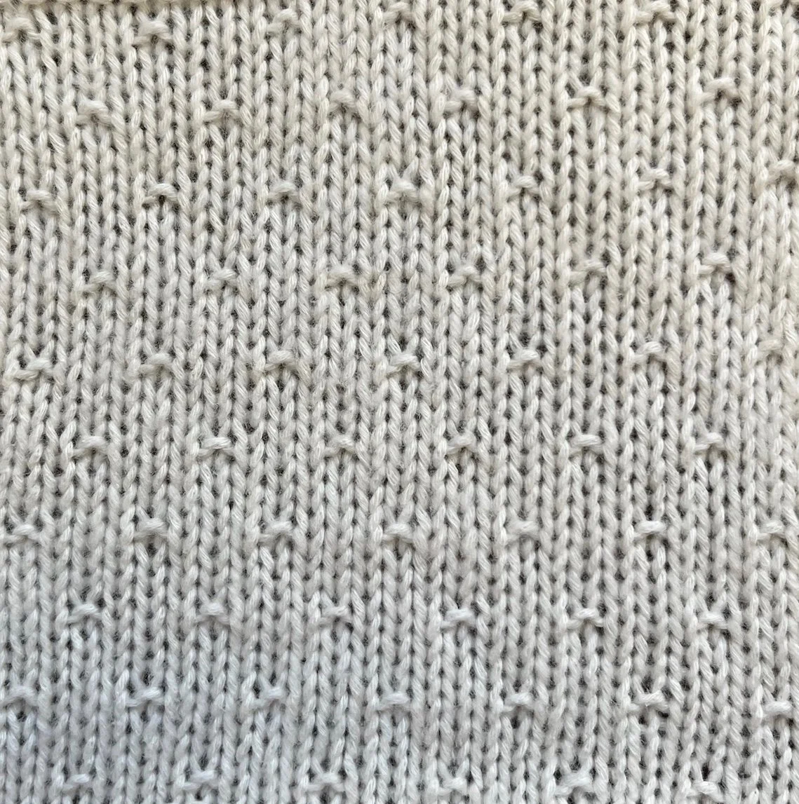 4 sts x 8 rows KPT Broken Stockinette (I-A-13-a-(5)) RS.jpg