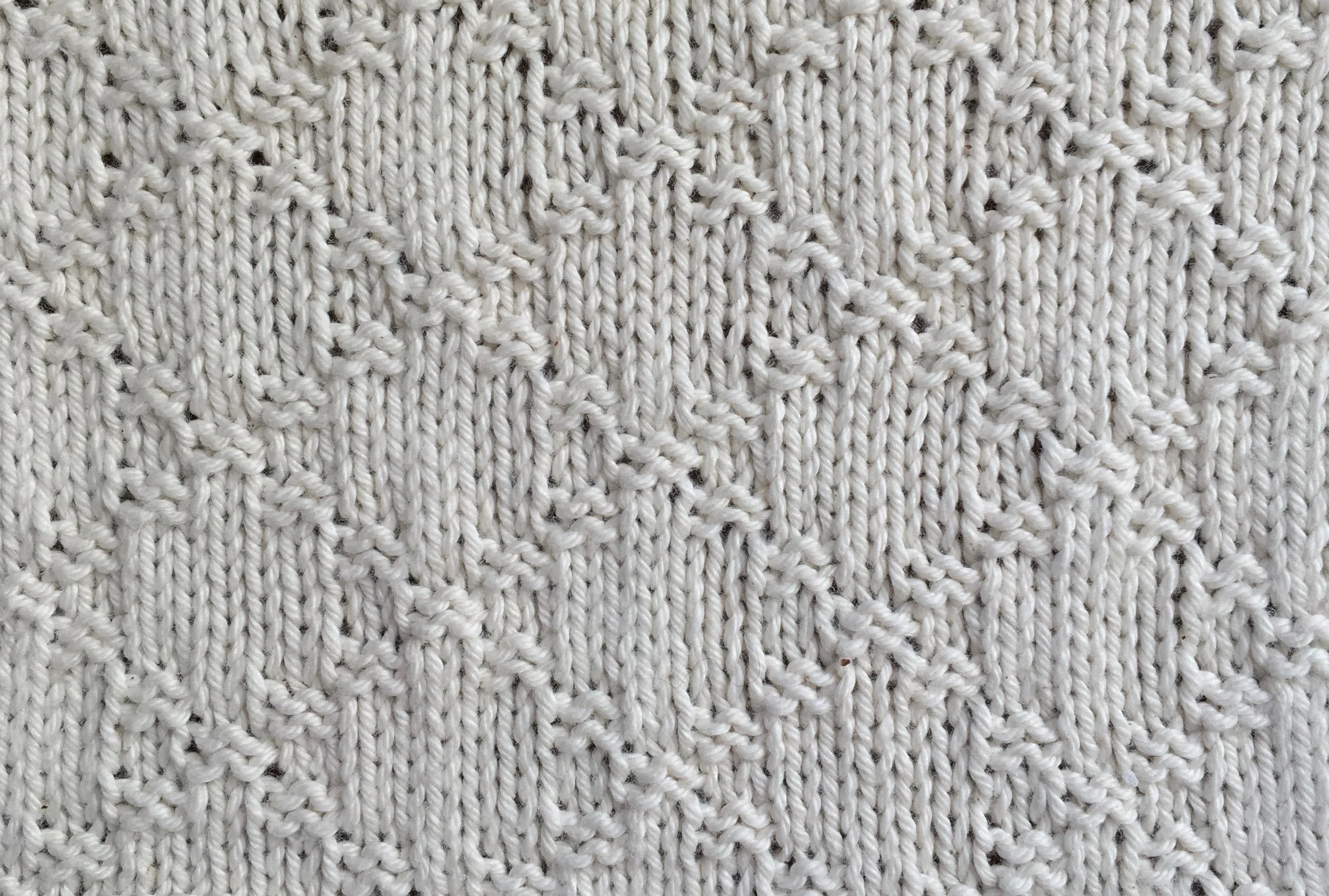 12 sts x 12 rows KPT Diamond Blocks Brocade (I-A-12-a-(12)) RS.jpg