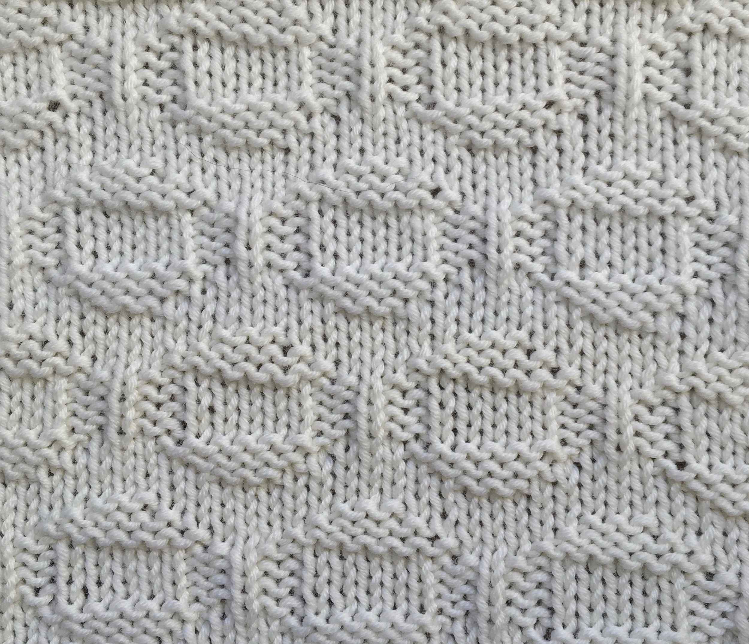 10 sts x 22 rows KP TEXTURE Bavarian Bubbles RS.jpg