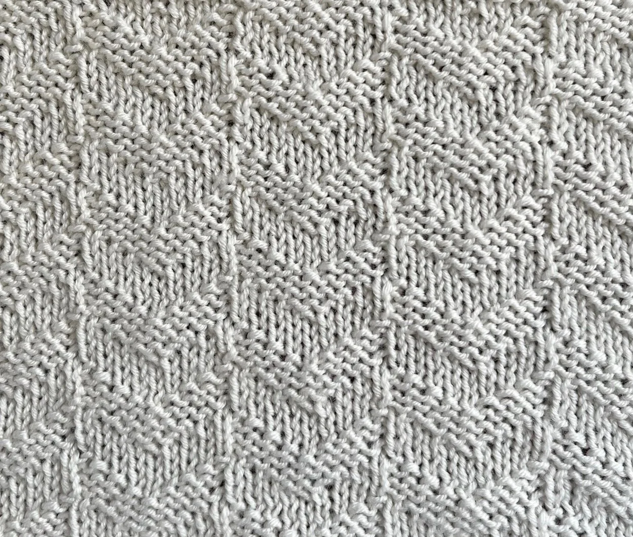 18 sts x 8 rows KPT Chevron Stripes (I-A-11-f-1-e-(4))