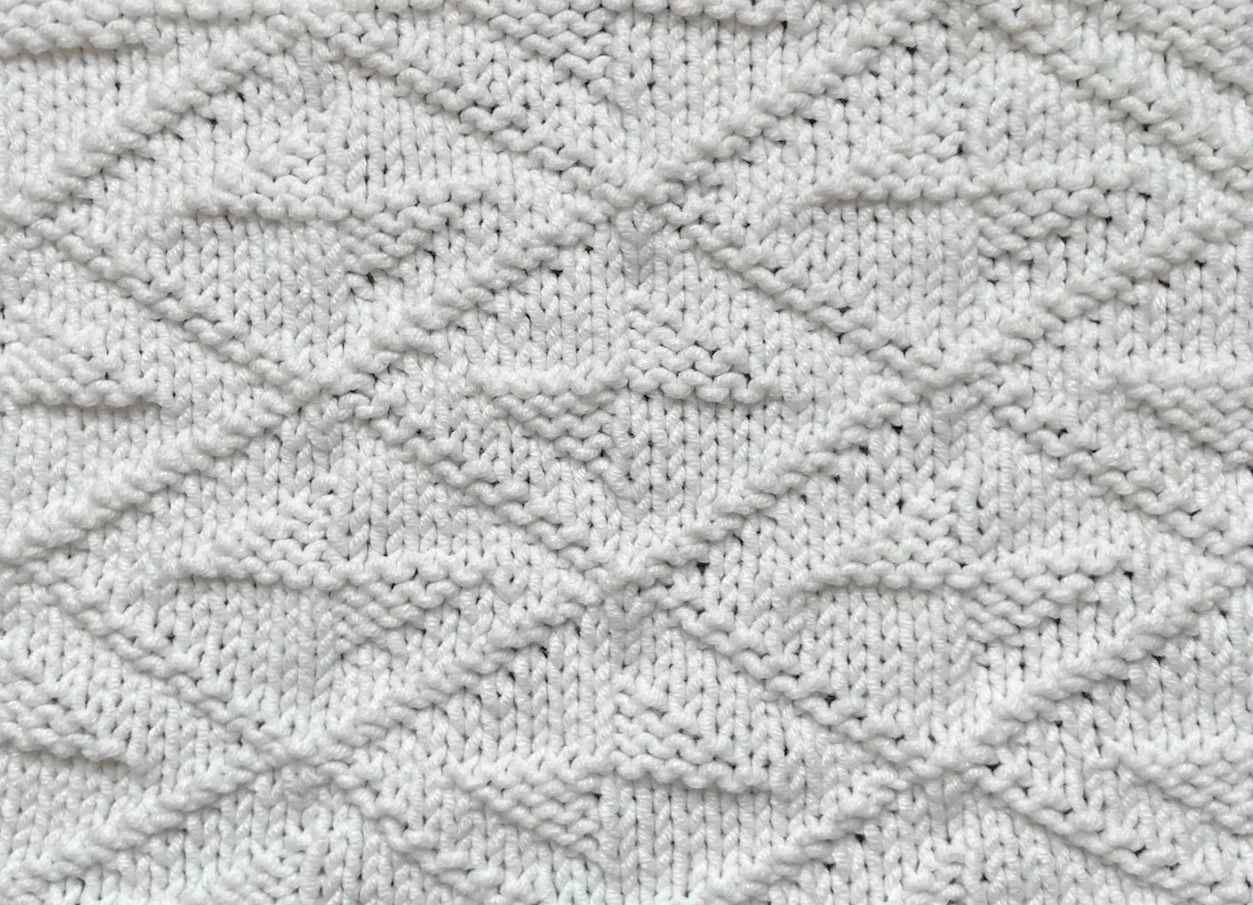 20 sts x 18 rows KPT Bavarian Brocade (I-A-12-d-(8)) RS.jpg