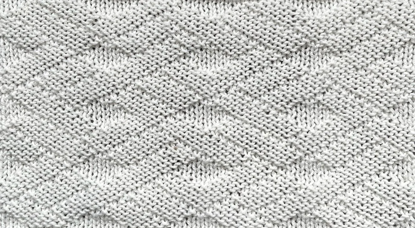 24 sts x 24 rows KPT Woven Way (I-A-14-a-(5)) WS.jpg
