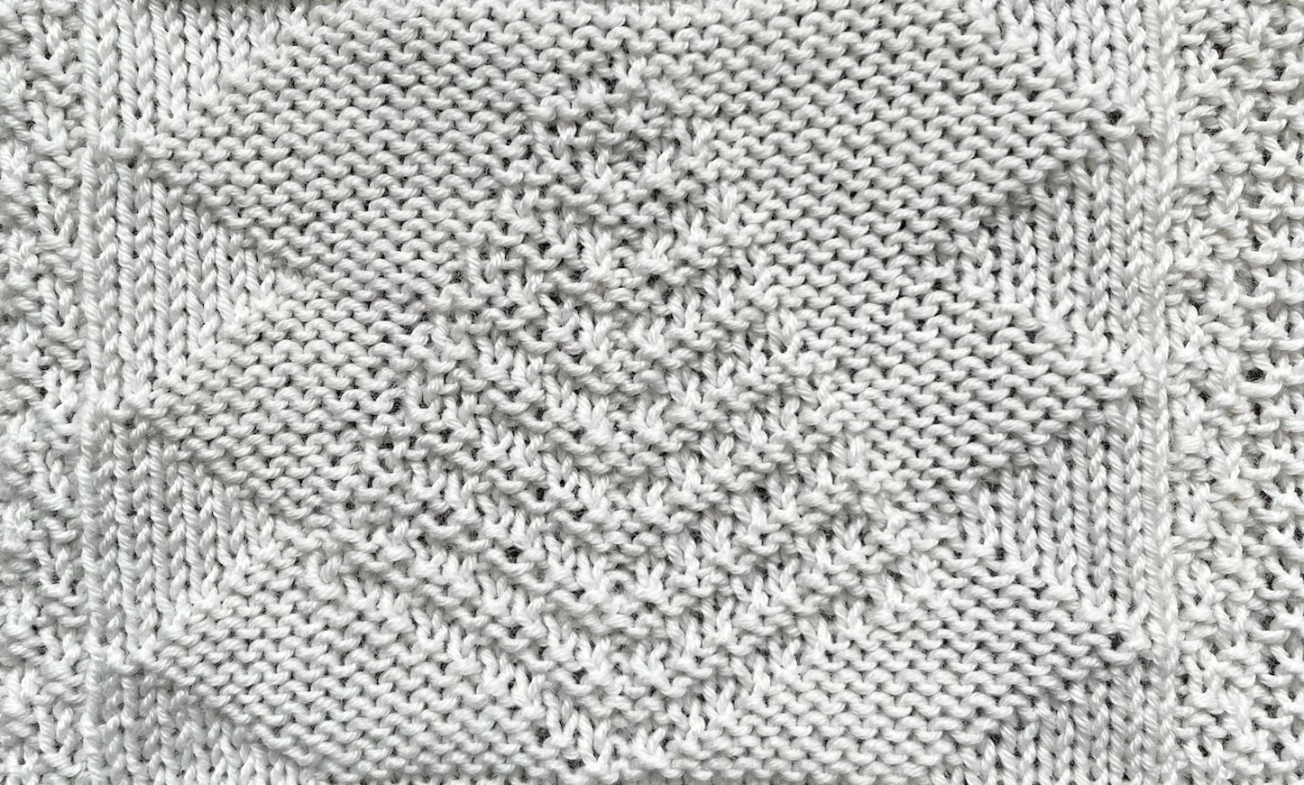 41 sts x 36 rows KP TEXTURE Gansey Tree and Pennant Panel WS.jpg