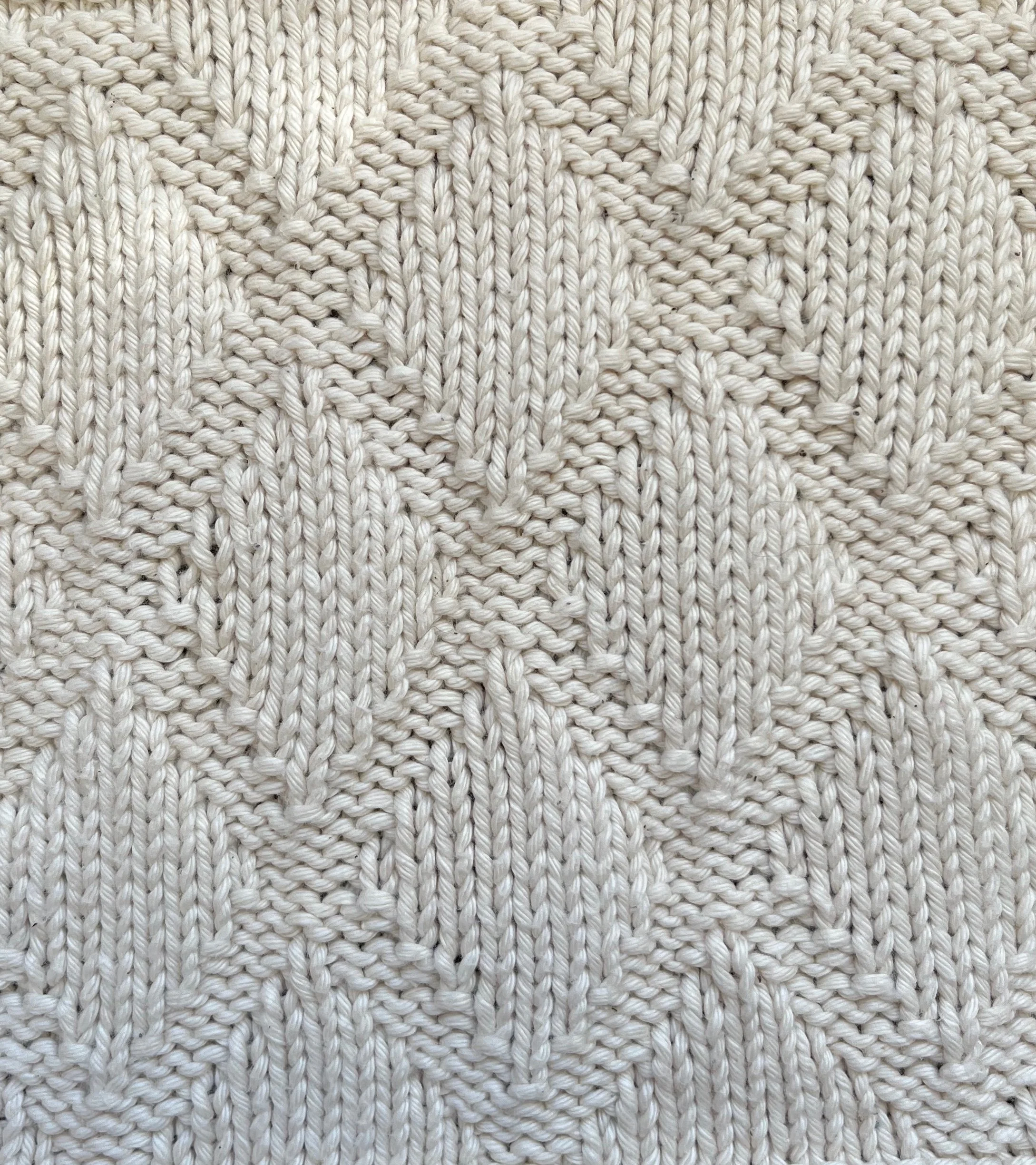 12 sts x 24 rows KPT Shadow Diamonds (I-A-12-c-(3)) WS.jpg