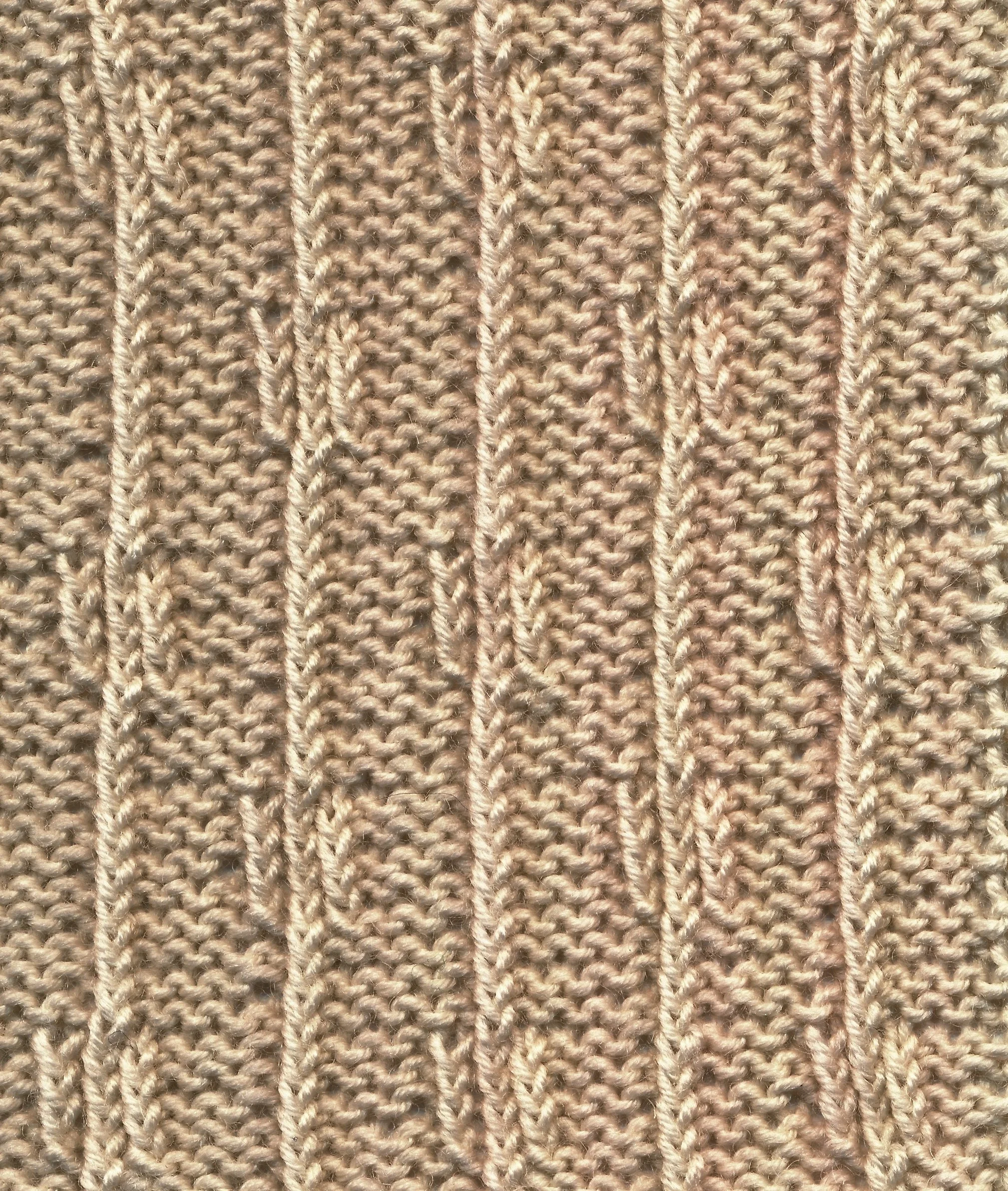10 sts x 16 rows TWISTED Dotted Columns RS.jpg