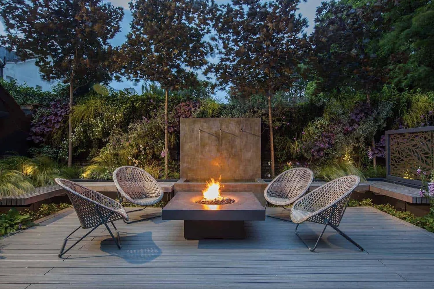 Amazing-Outdoor-Fire-Pit-Design-Ideas-05-1-Kindesign.jpg