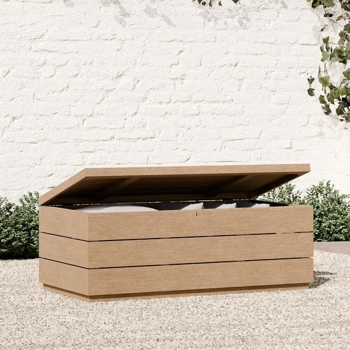 portside-outdoor-storage-trunk-47-60-o.jpg