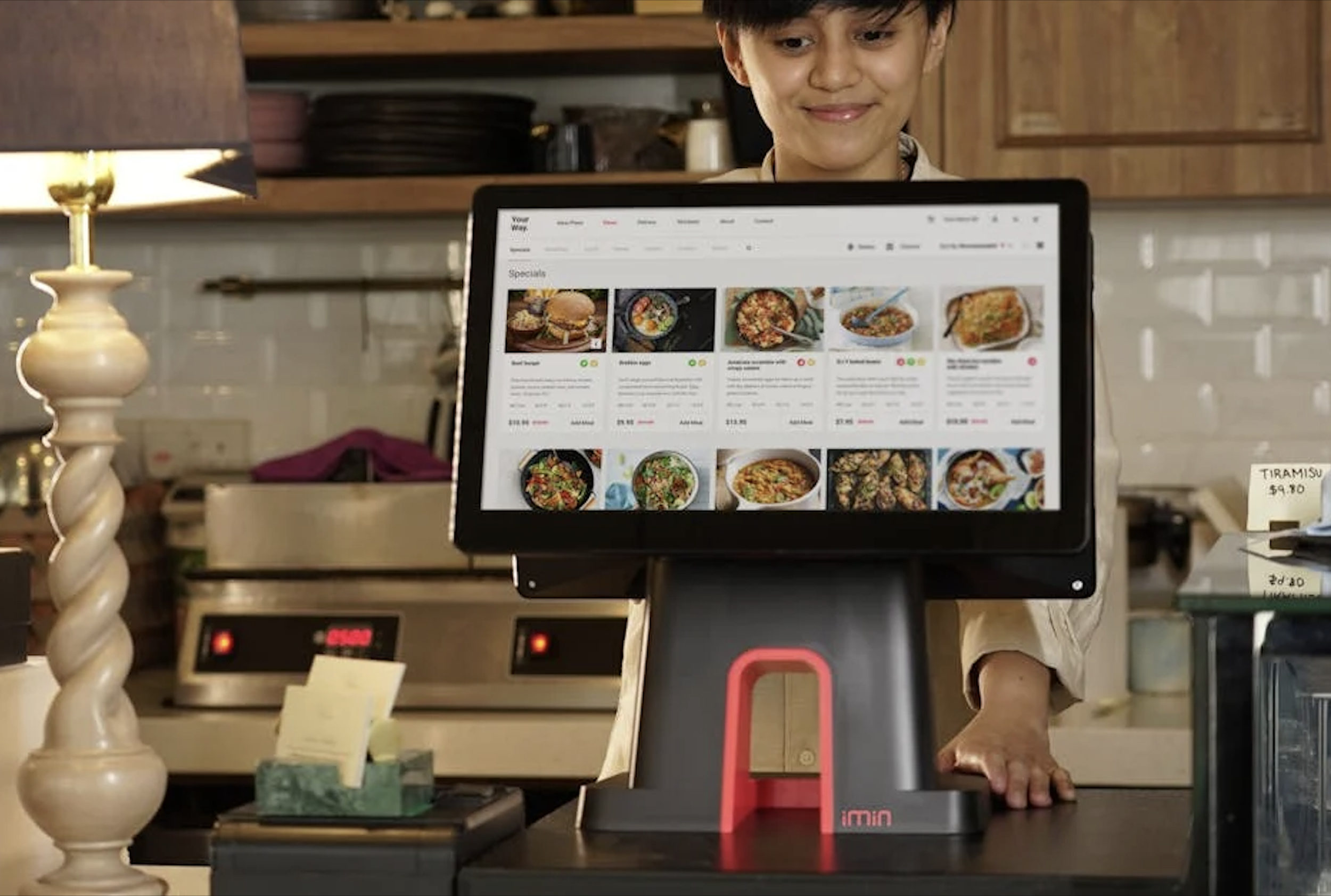 Detailed Guide to Comparing POS Solutions for Hospitality