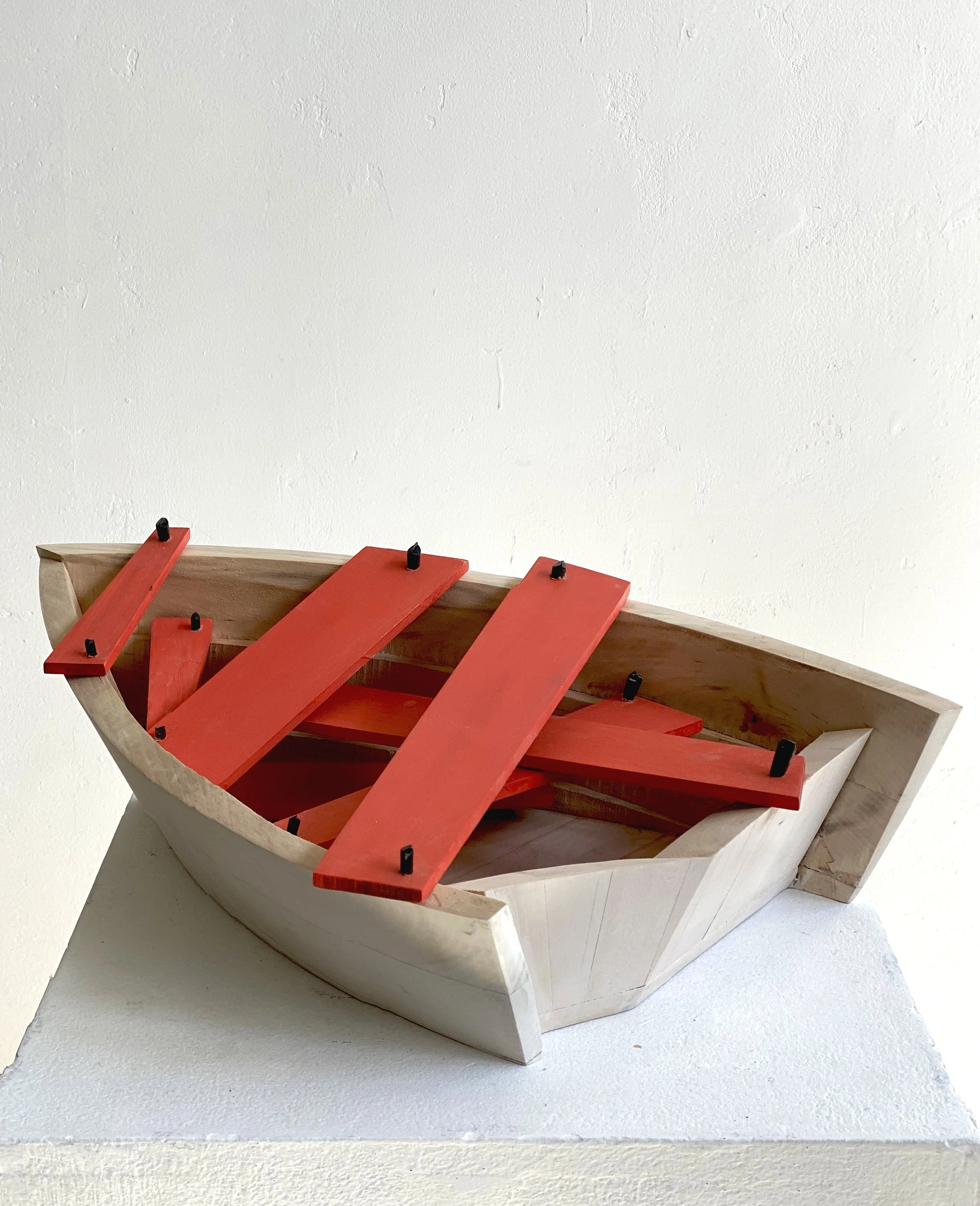 Life saving boat