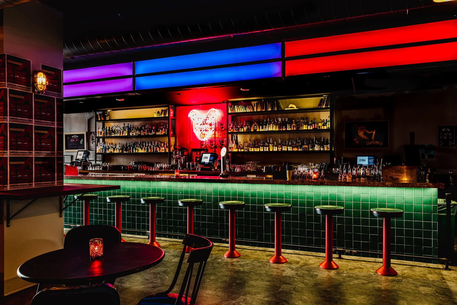 Bar photo 1