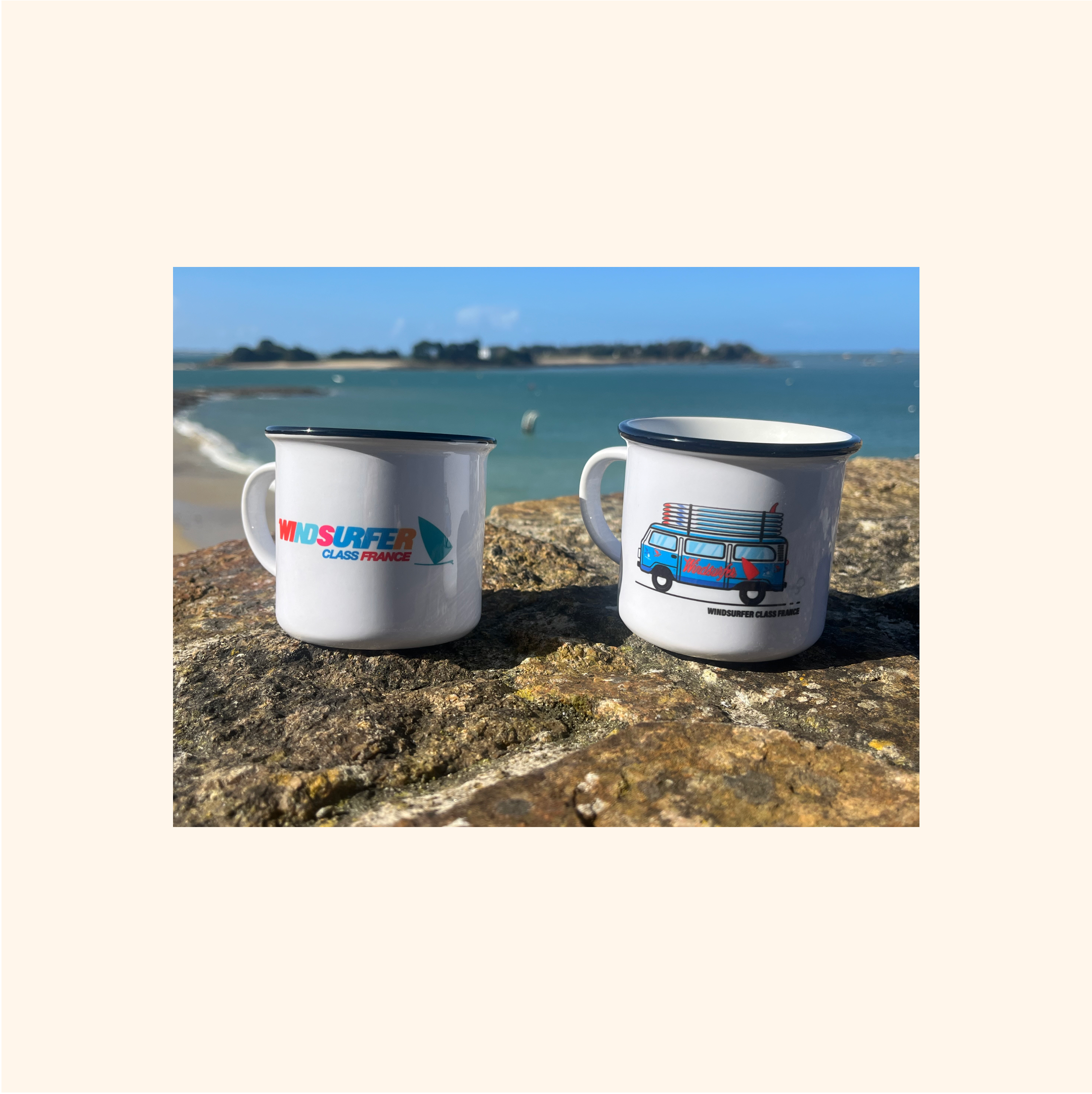 Duo de Mugs Windsurfer & Van Site WCF.png