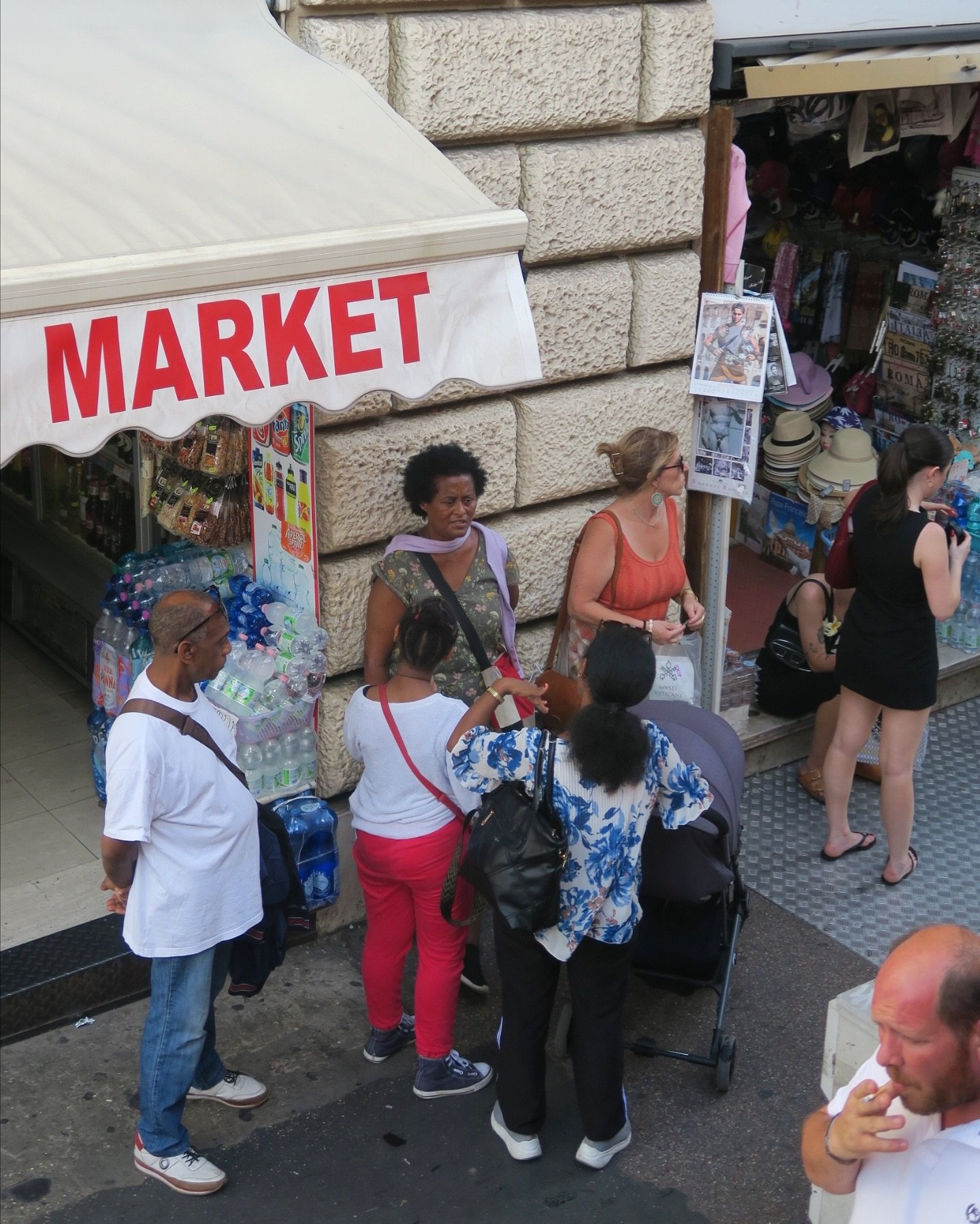 tourists of Rome...

#StreetPhotography #Bristol #MartinParr #Photography #Italy #TravelPhotography