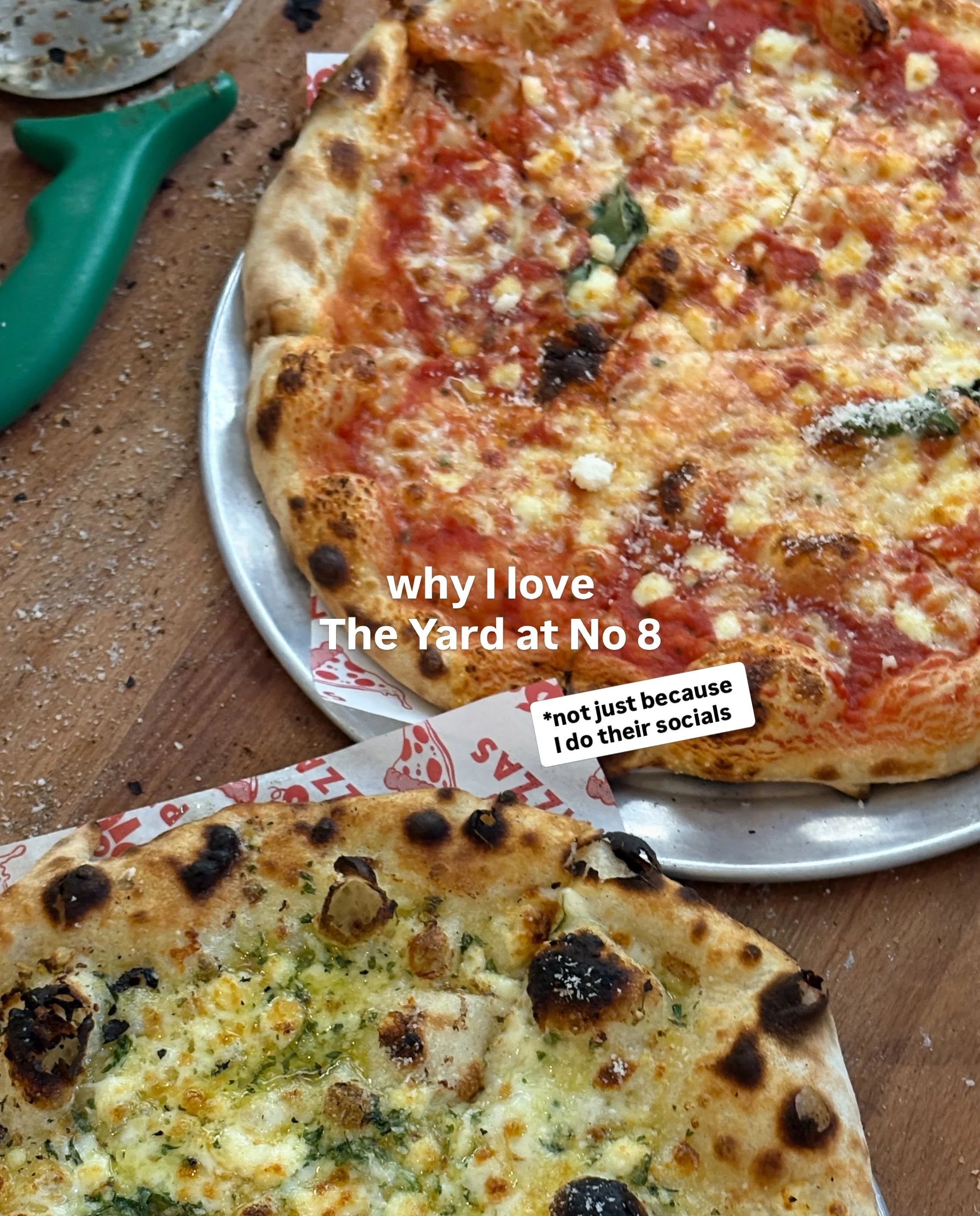 Put a finger down if you love the @theyardatno8 ✊🏼 MEEEEE! 

Nothing worse than that post pizza bloat... and I believe the Yard / @pigs_pizzas should advertise a *no bloat guarantee* 🪄🍕 for that perfect crispiness 🫶🏻

Who's been? Shall we go? I 