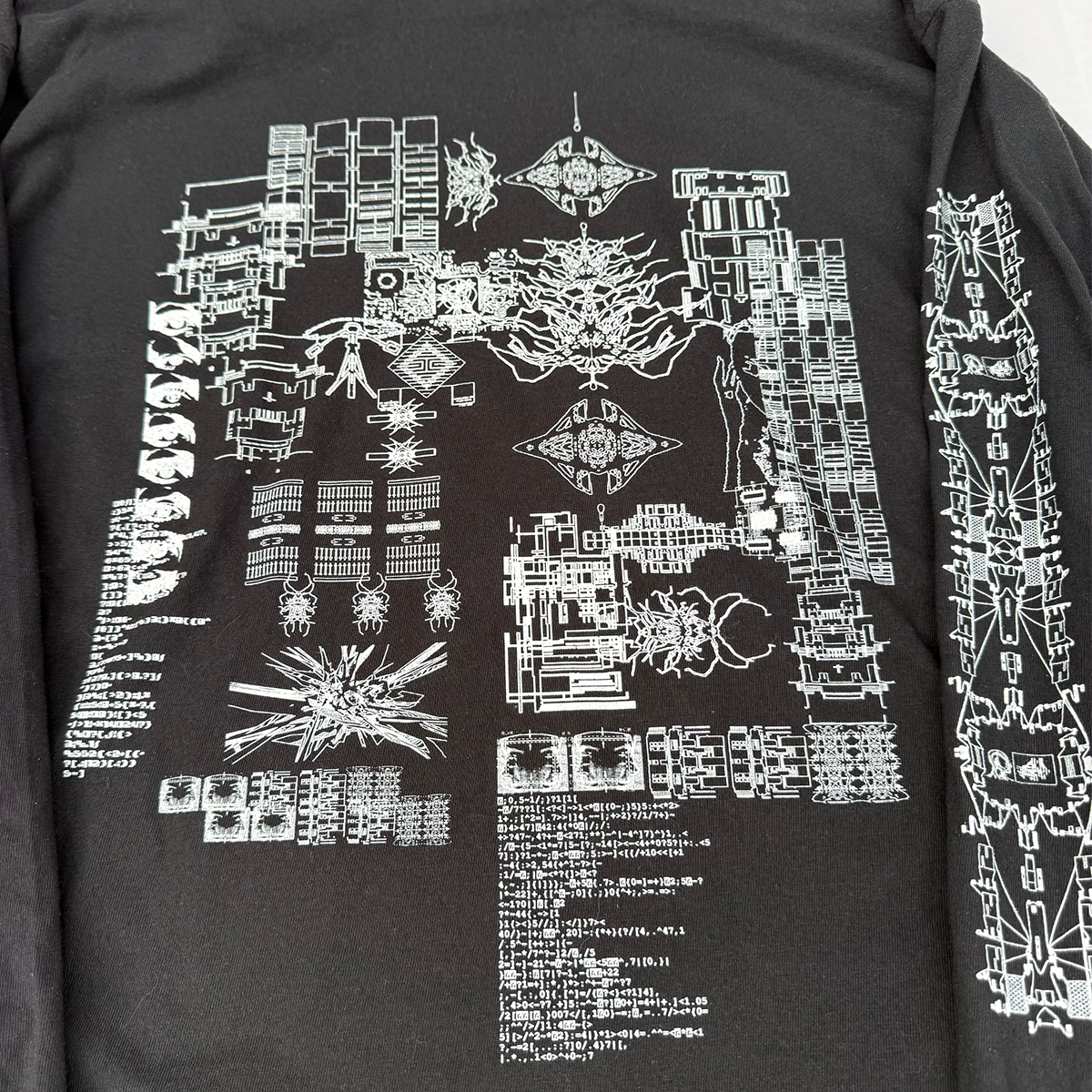 shirt long front.png