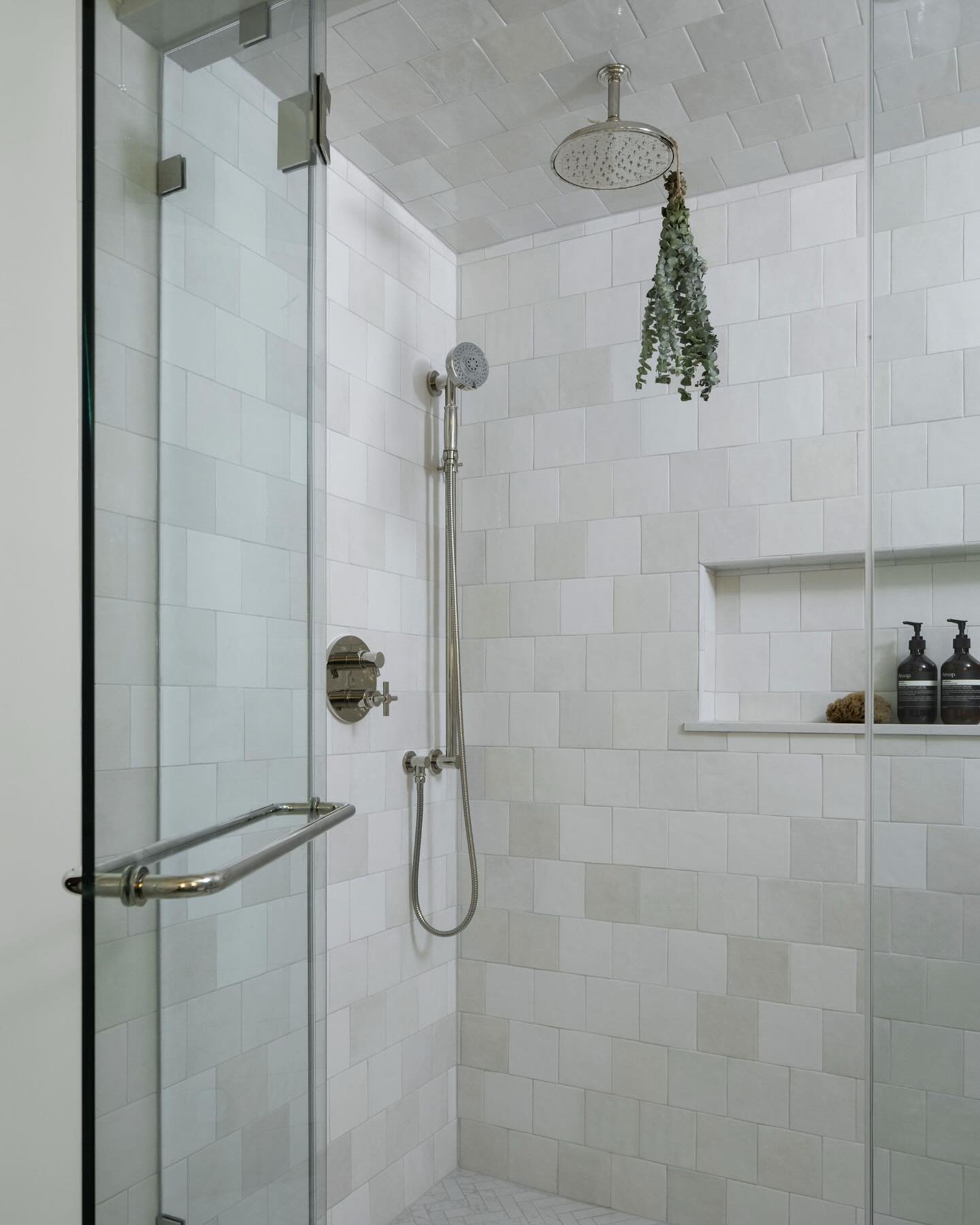 Is there anything more relaxing than a eucalyptus steam shower? Rhetorical question, obviously.

.
.
.
.
#boffodesign #denverdesign #denverinteriordesign #denverinteriordesigner #coloradointeriordesign #basementremodel #basementrenovation #bathroomde