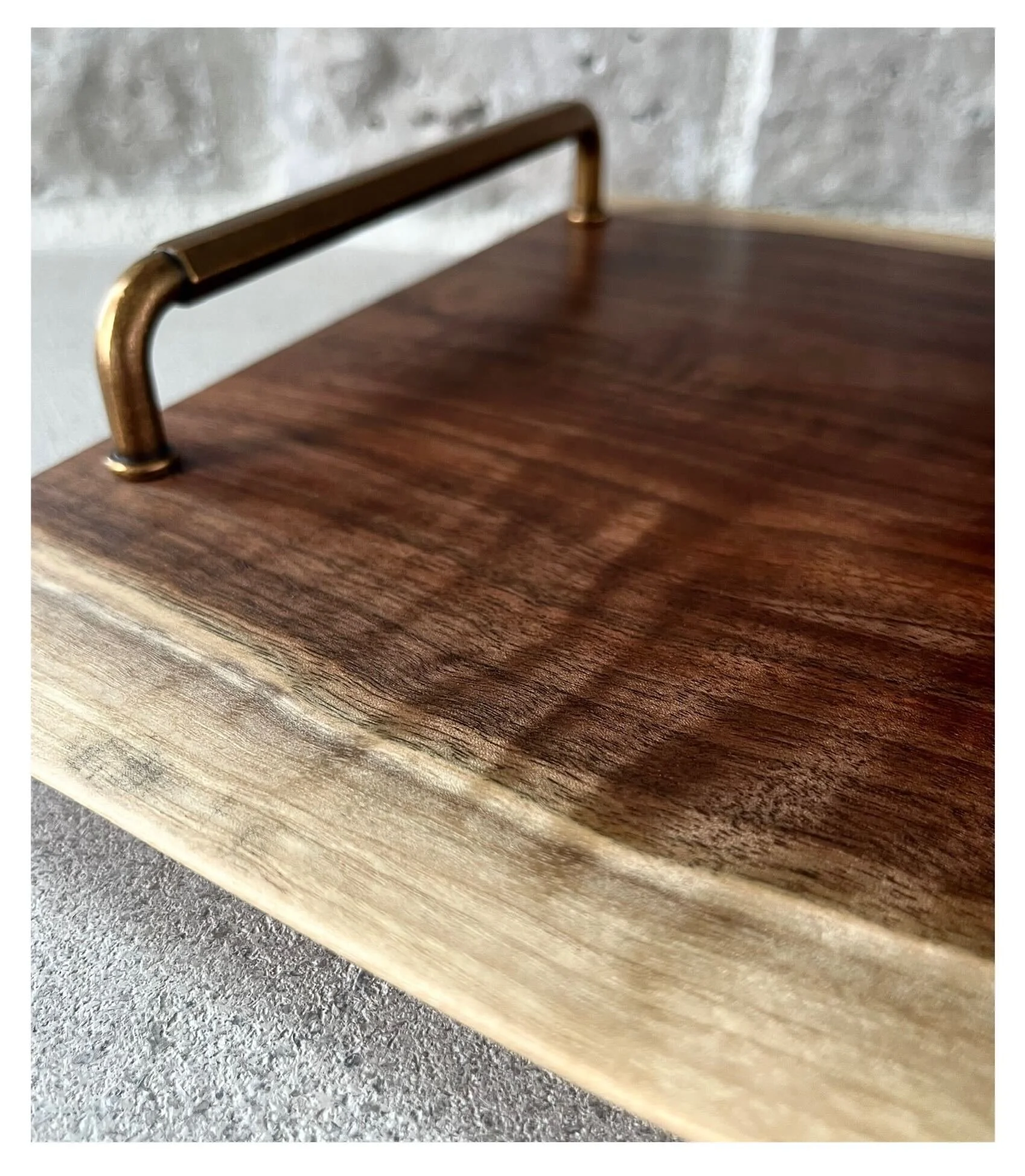 NEW - Serving Board no. 186