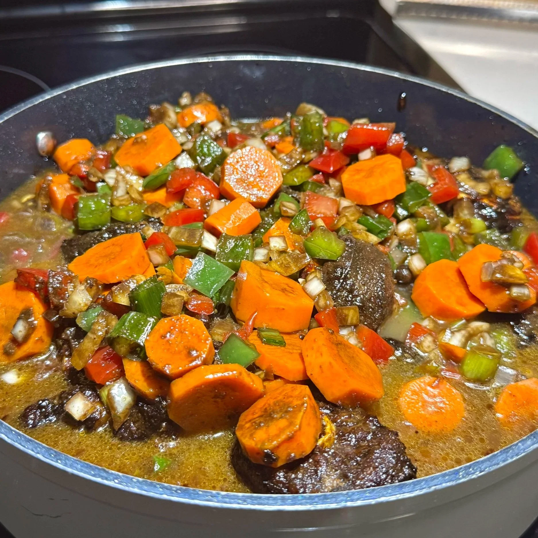 oxtail-simmering-with-vegetables.jpg