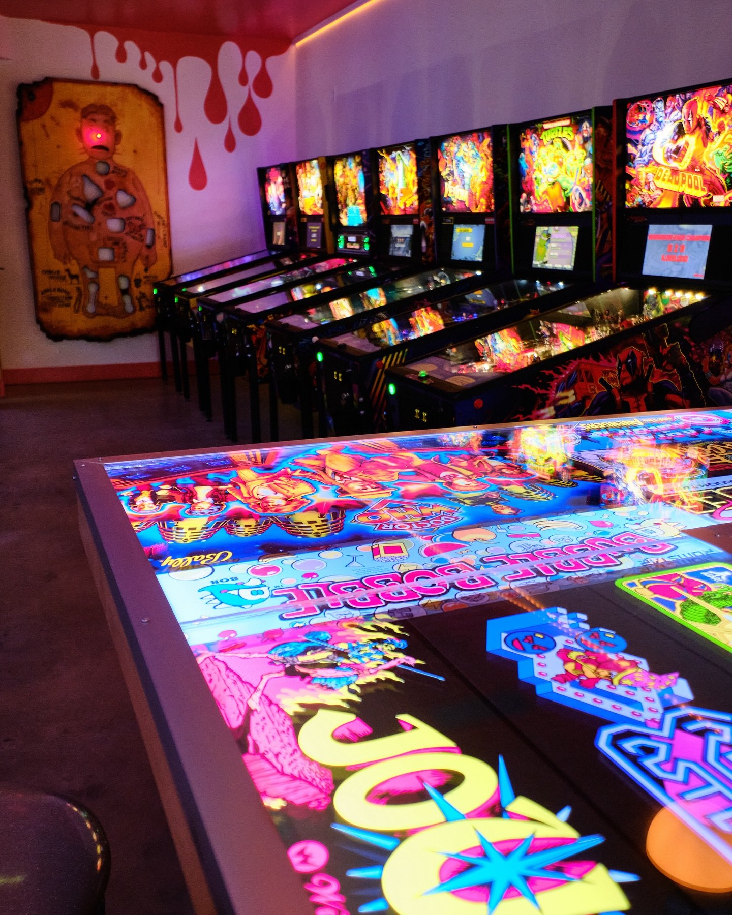 Looking for a weekend hide out? You found it! Tin Pin Game Bar is the perfect place to spend your weekend with over 10 pinball machines, a collection of classic arcade games, golden tee, and a full bar. Come on in!